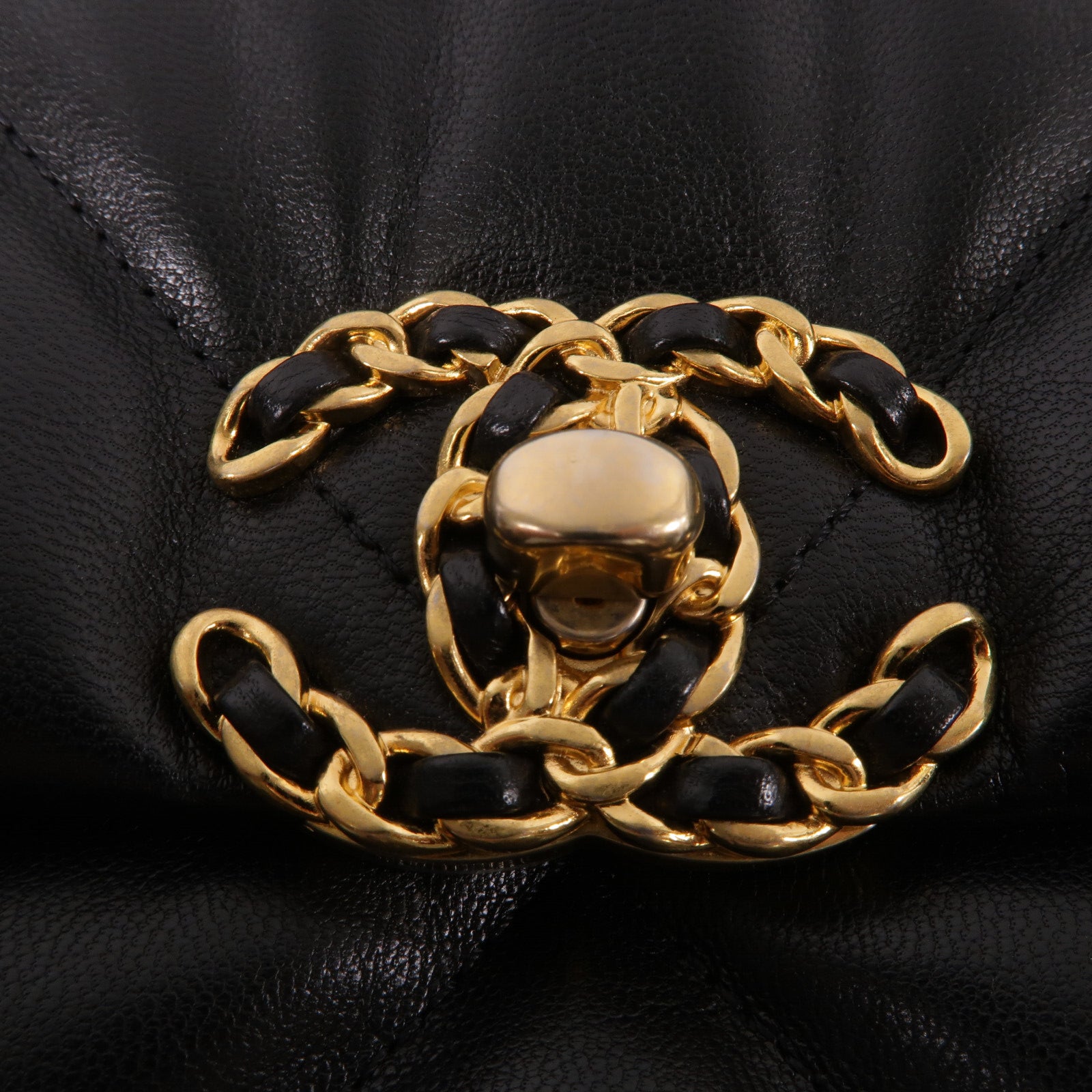 CHANEL 羊皮皮革Chanel 19 Small鏈帶肩背袋