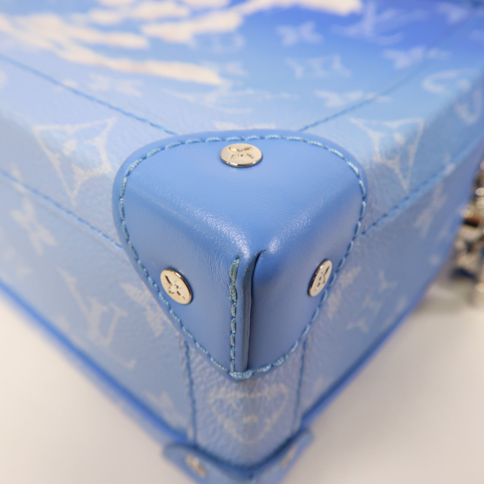 LOUIS VUITTON Monogram Clouds Soft Trunk銀扣肩背袋藍色