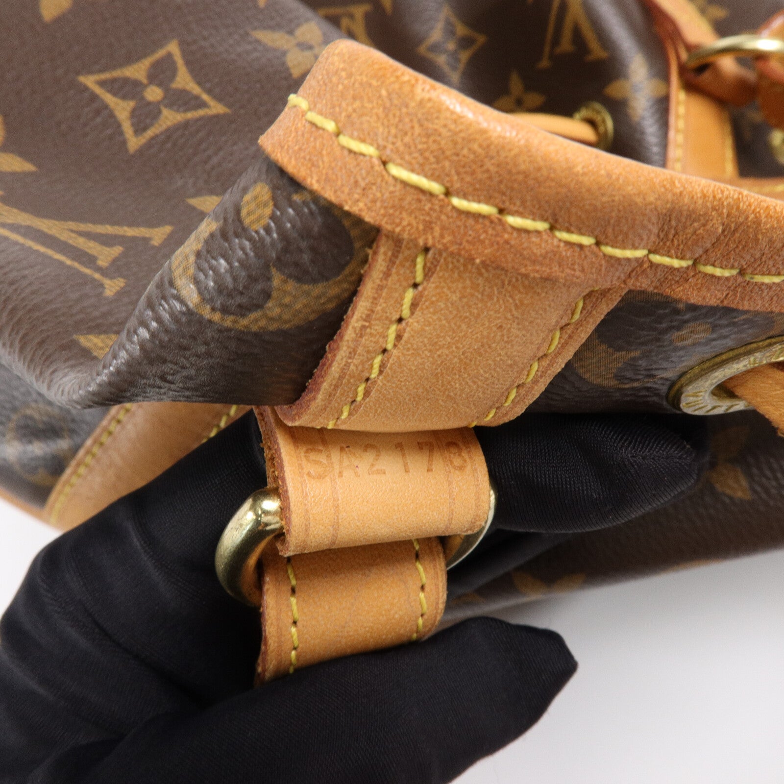 LOUIS VUITTON Monogram Petit Noe肩背袋