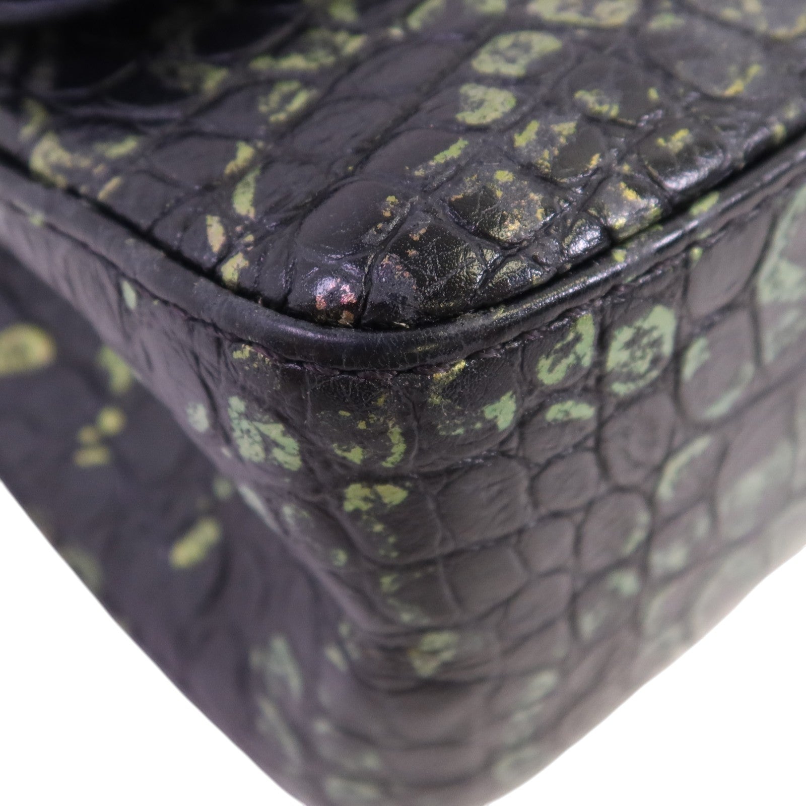 CHANEL 牛皮皮革2.55 Graffiti Reissue金扣鏈帶肩背袋