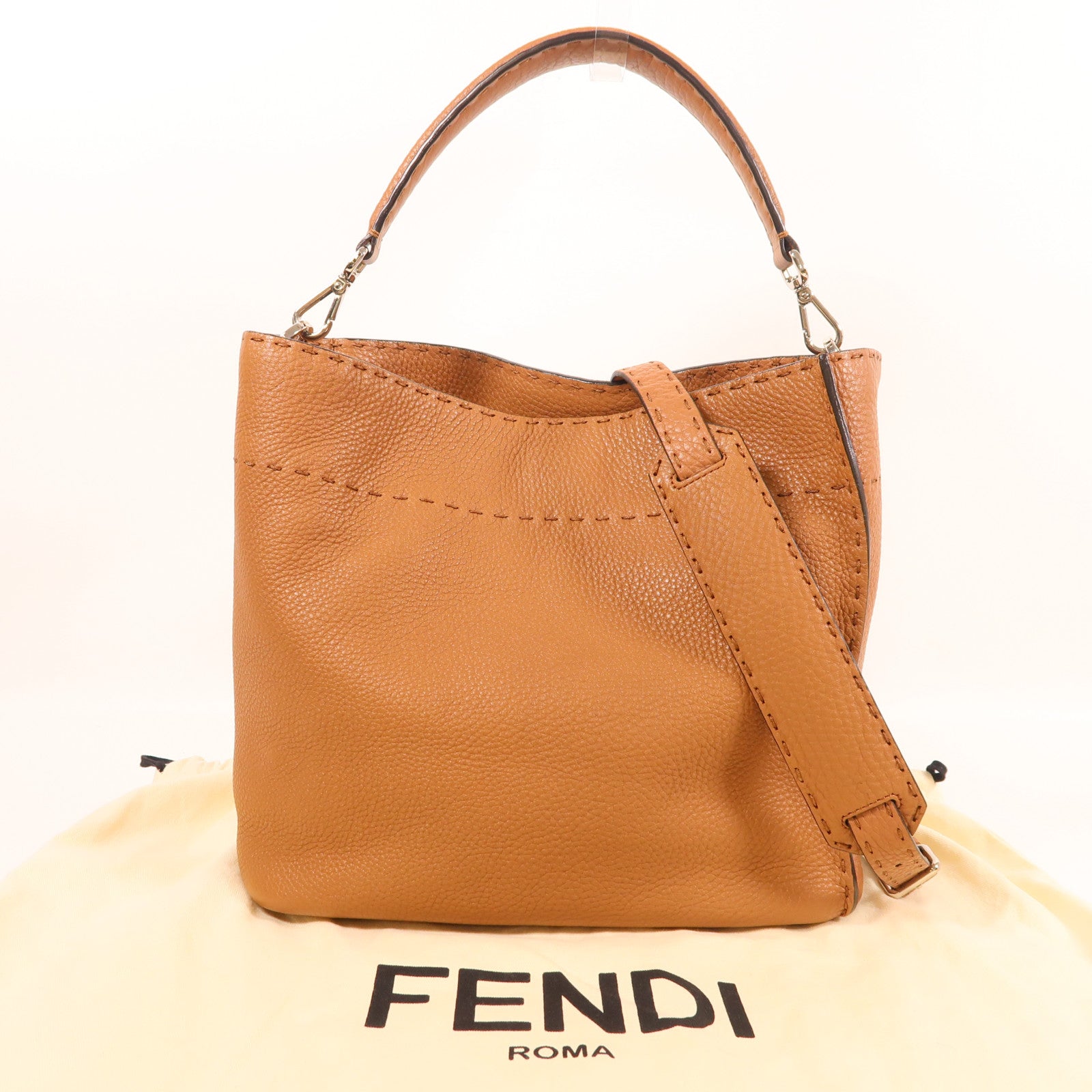 FENDI 牛皮皮革Shoulder Bag銀扣手挽肩背兩用袋棕色