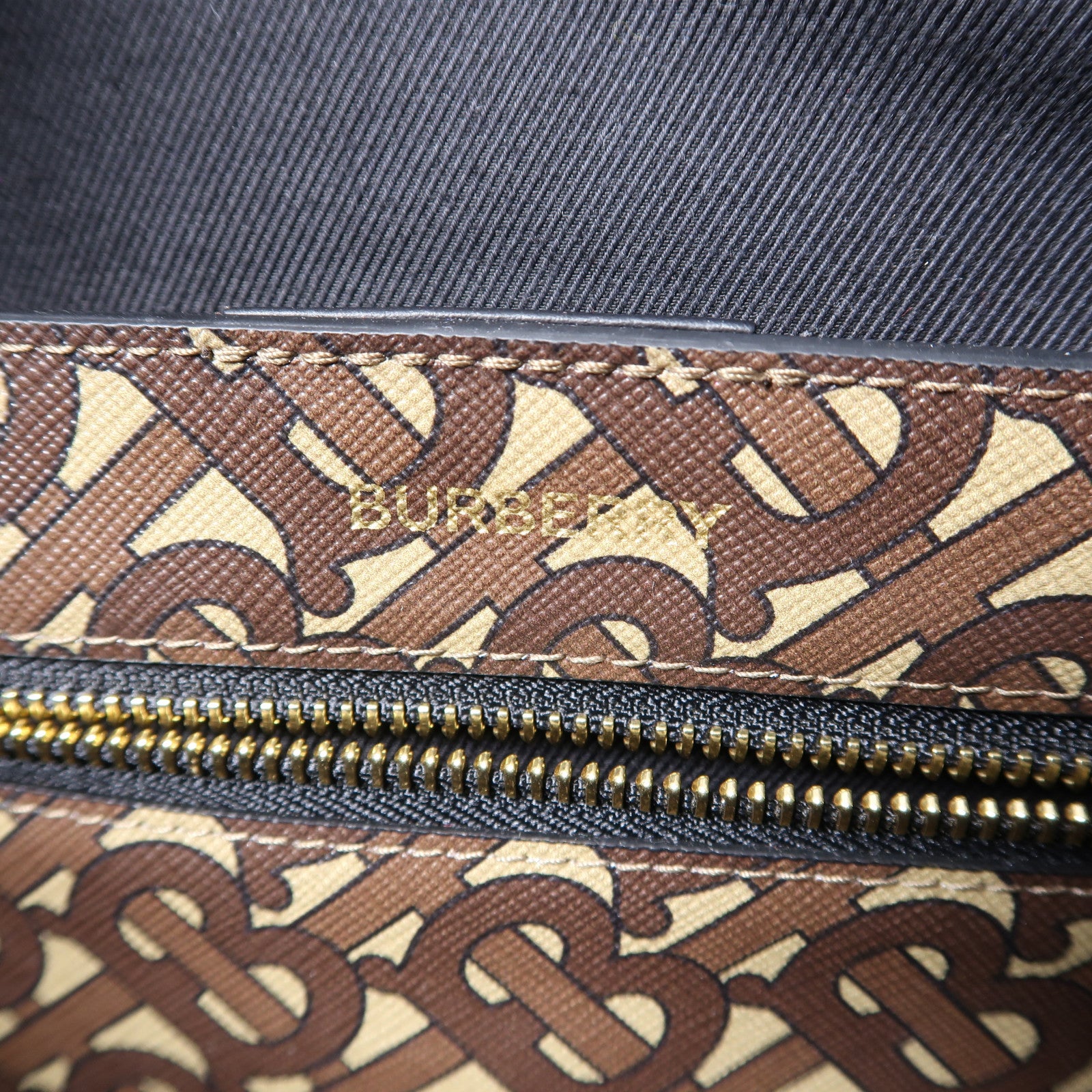 BURBERRY 塗層帆布Book Tote金扣肩背袋啡色