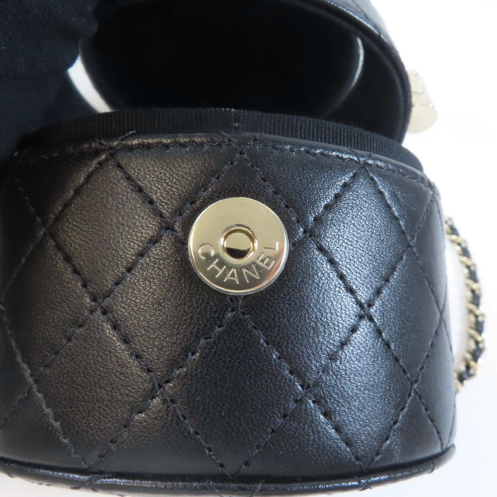 CHANEL 【激減優惠】菱格牛皮皮革Chain Shoulder金扣鏈帶肩背袋黑色