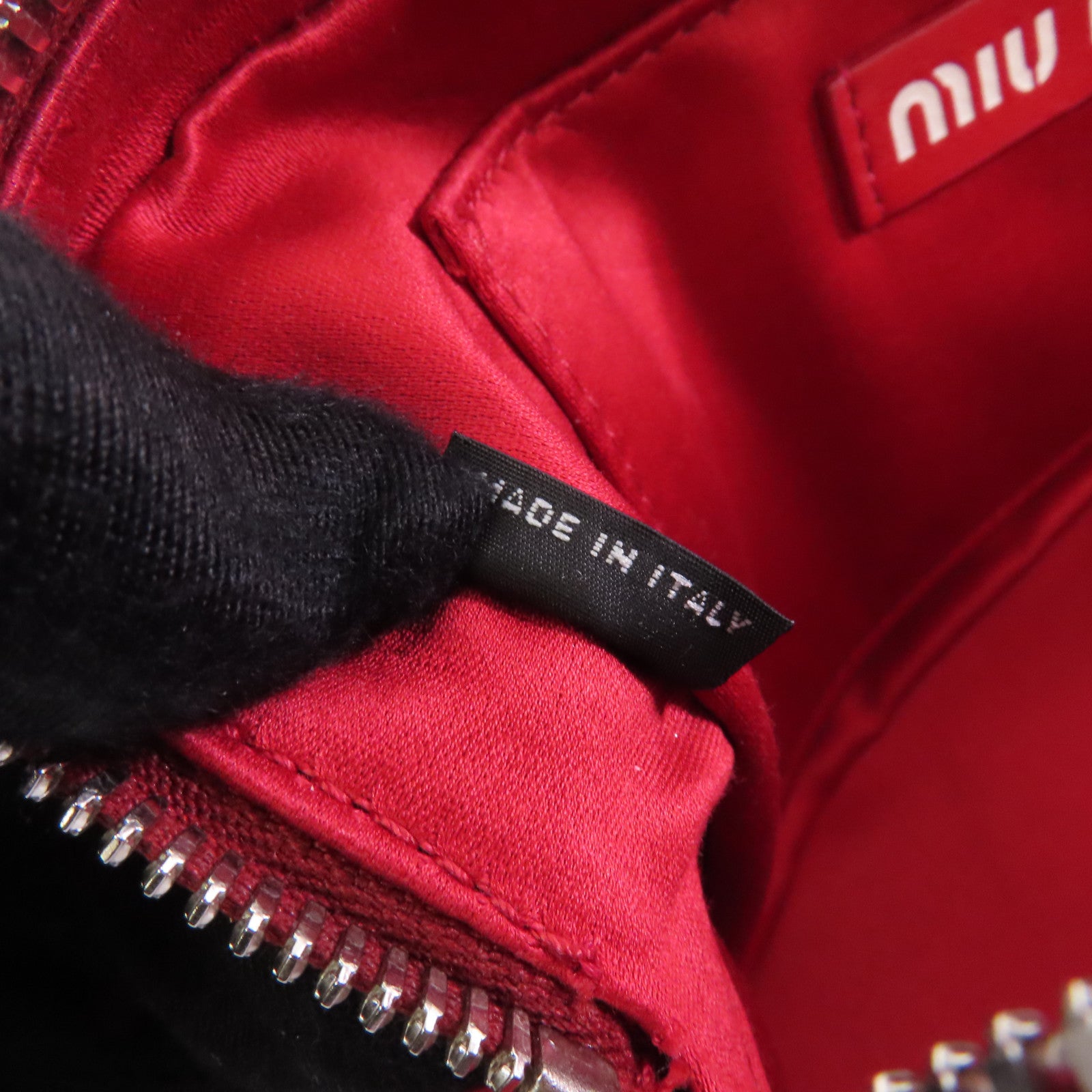 Miu Miu 【激減優惠】羊皮皮革Crystal Chain Shoulder Bag銀扣肩背袋紅色