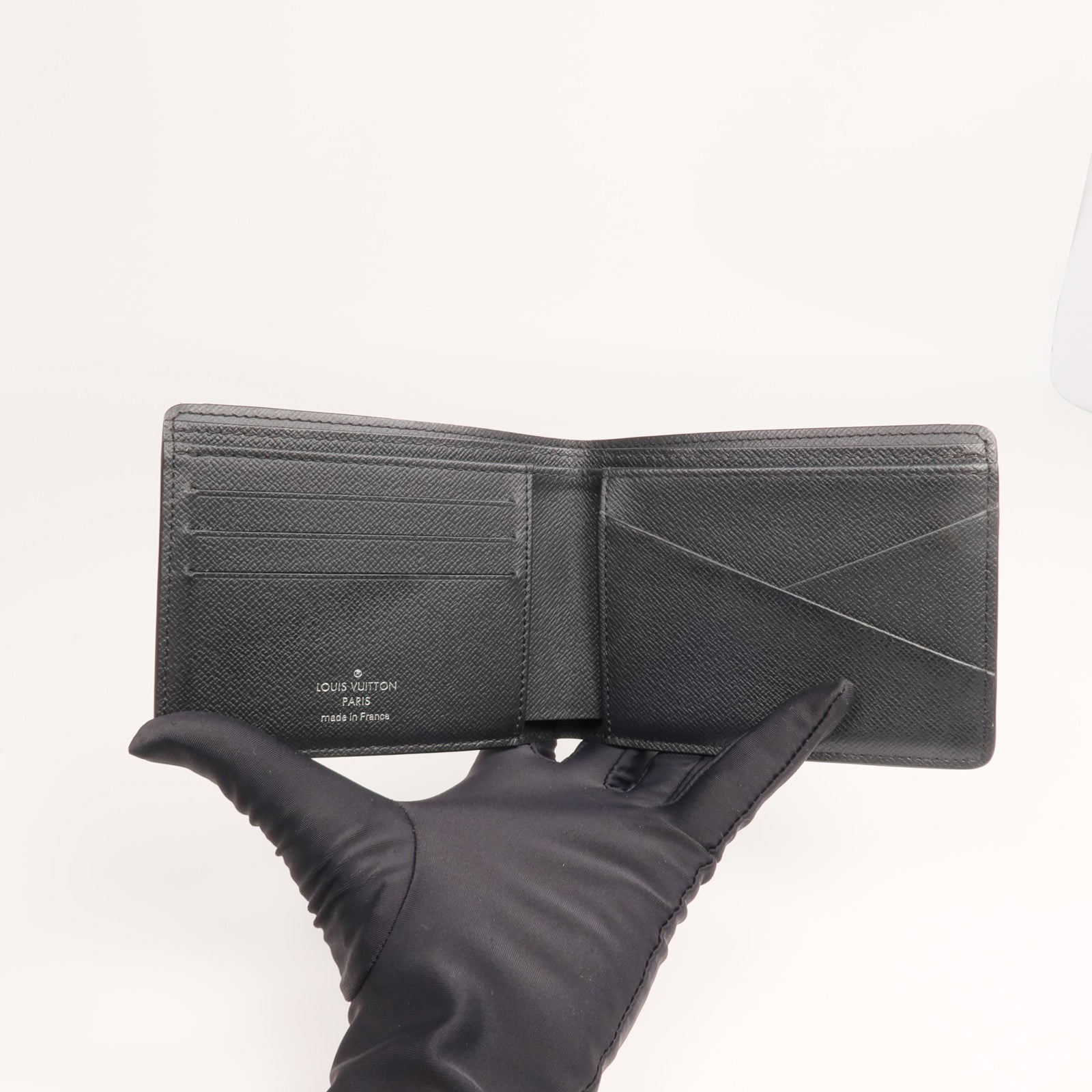 LOUIS VUITTON Monogram Eclipse Multiple Wallet錢包