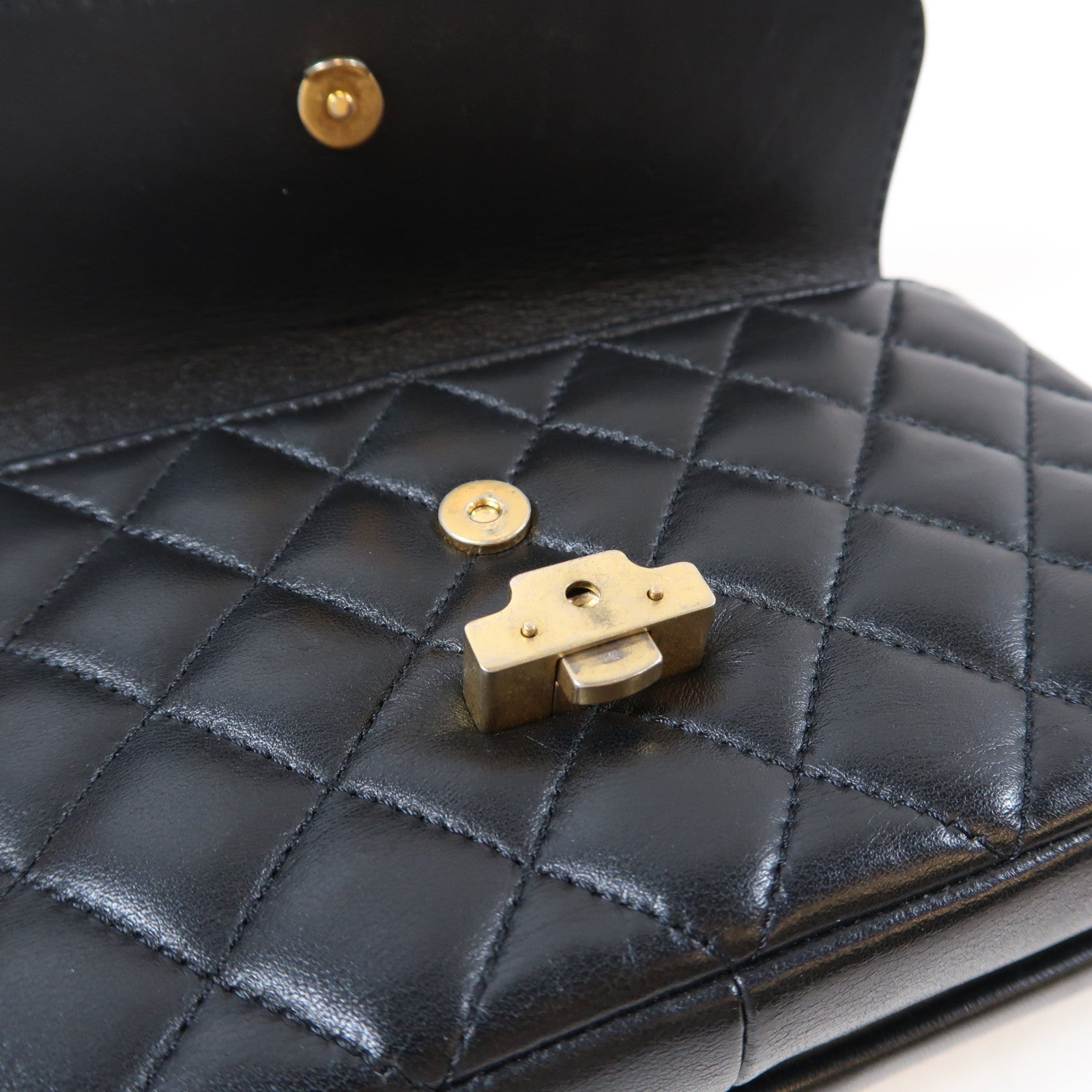 CHANEL 菱格羊皮皮革Double Flap Bag金扣鏈帶肩背袋黑色