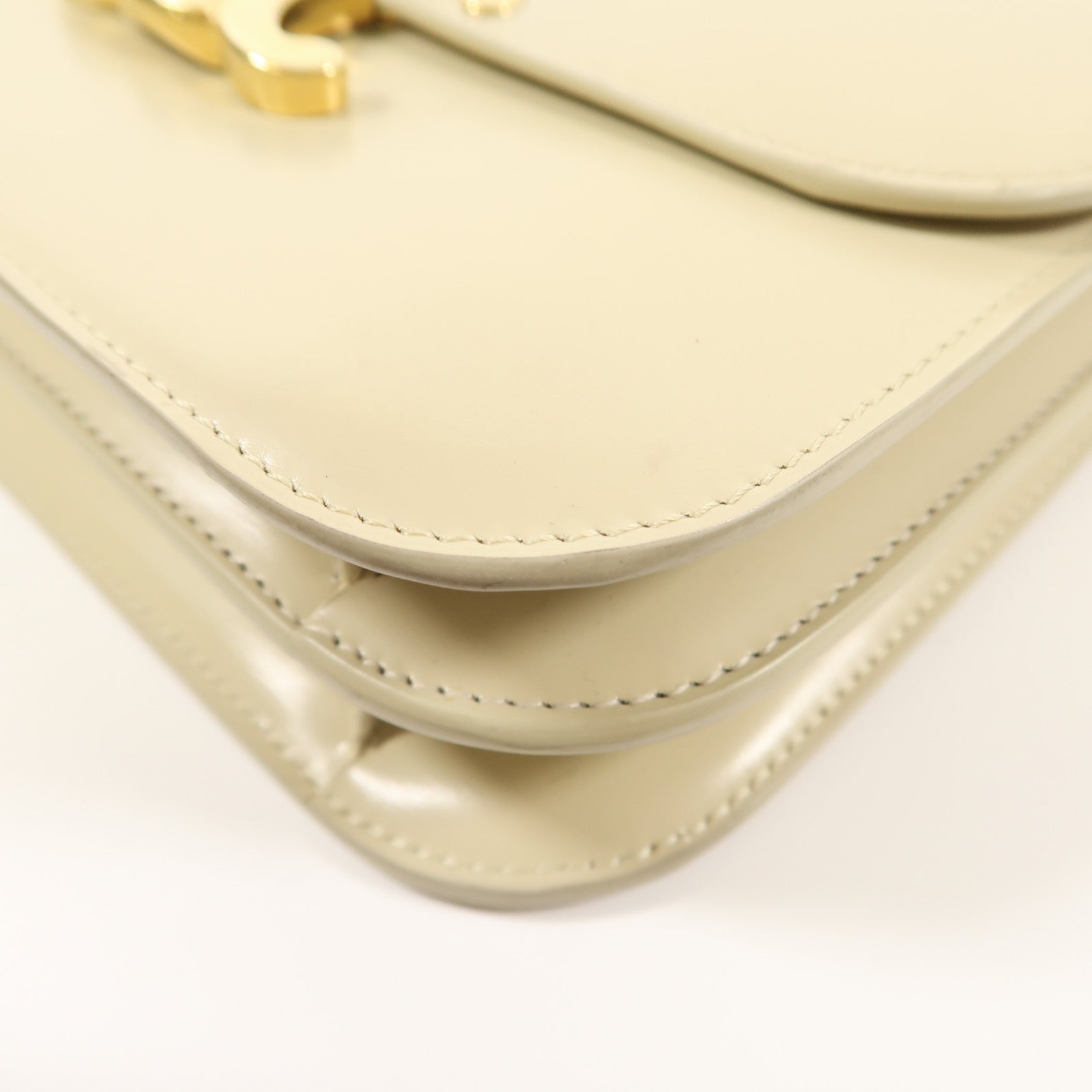 CELINE 牛皮皮革Teen Triomphe In Shiny金扣鏈帶肩背袋