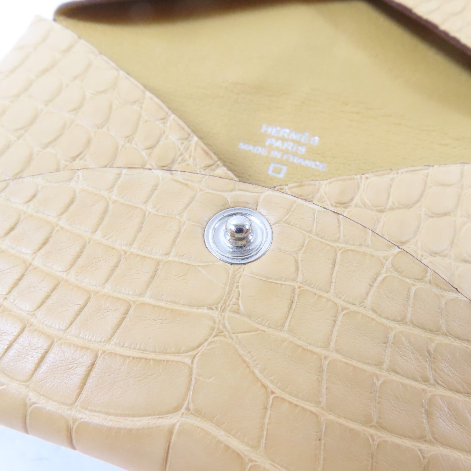HERMES 鱷魚皮革Calvi Duo銀扣卡片套Jaune Ambre/黃色
