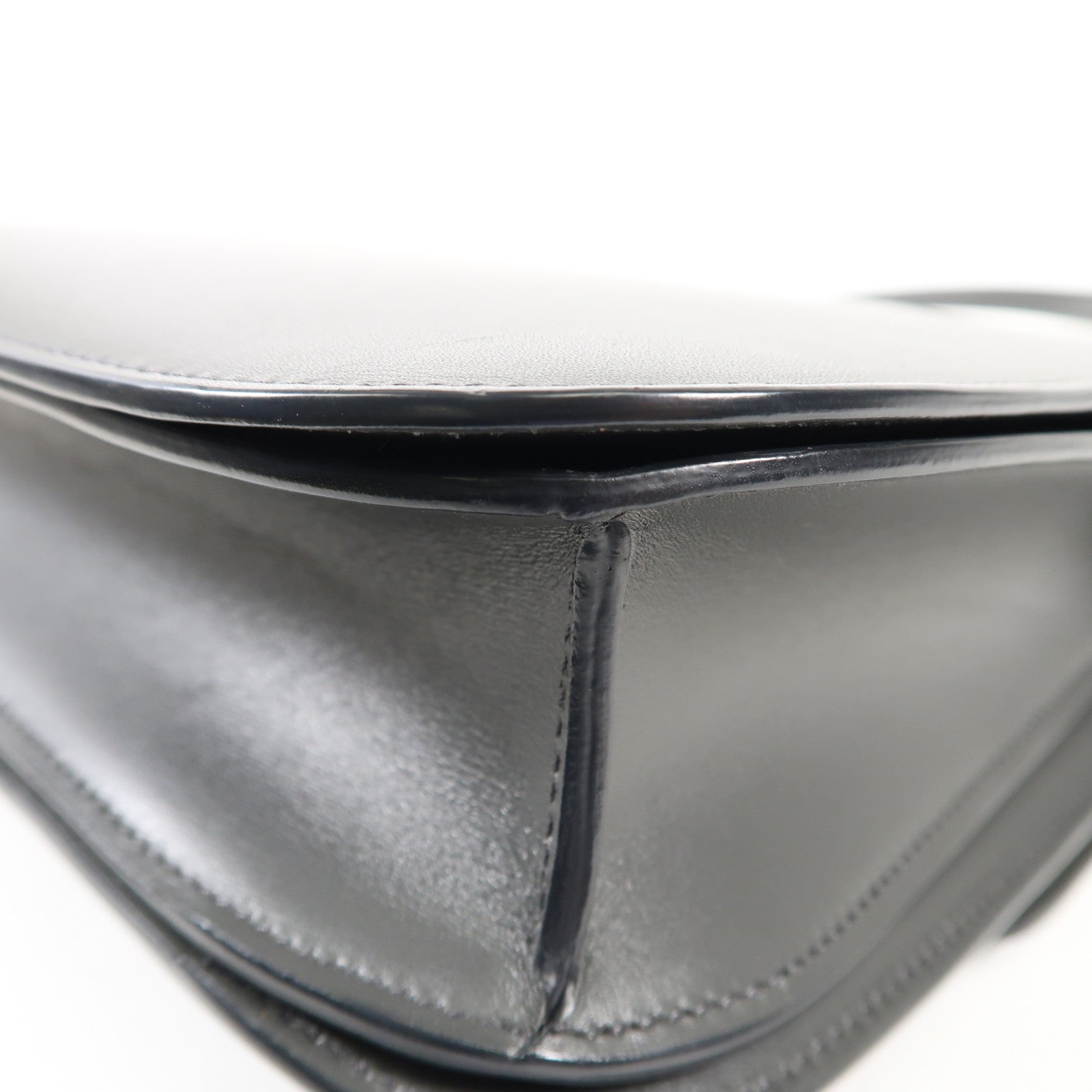 CELINE 牛皮皮革Classic Box金扣肩背袋