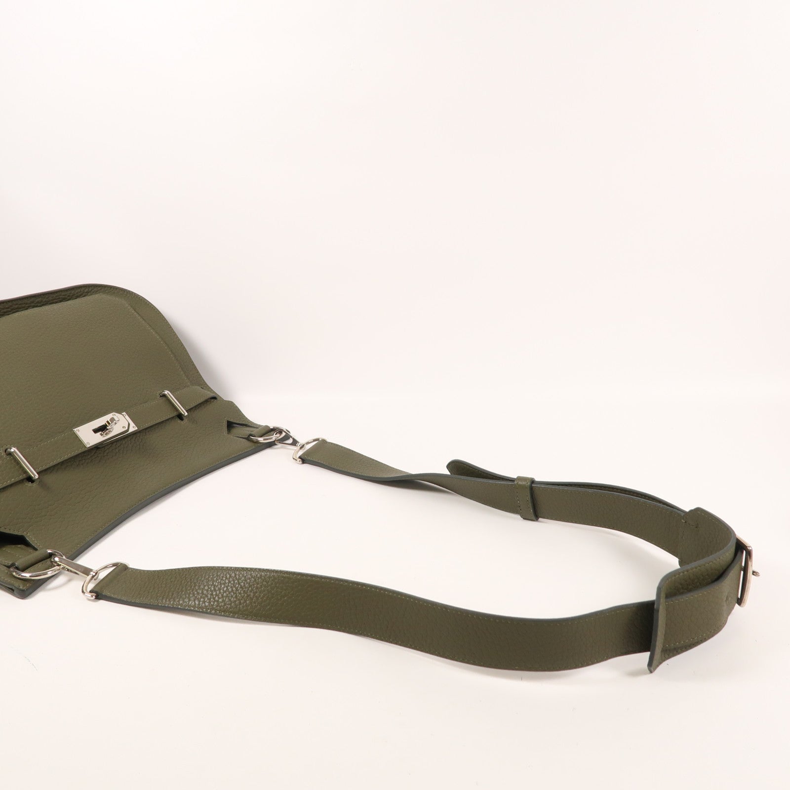 HERMES Clemence皮革Jypesiere 34銀扣肩背袋Vert Verone