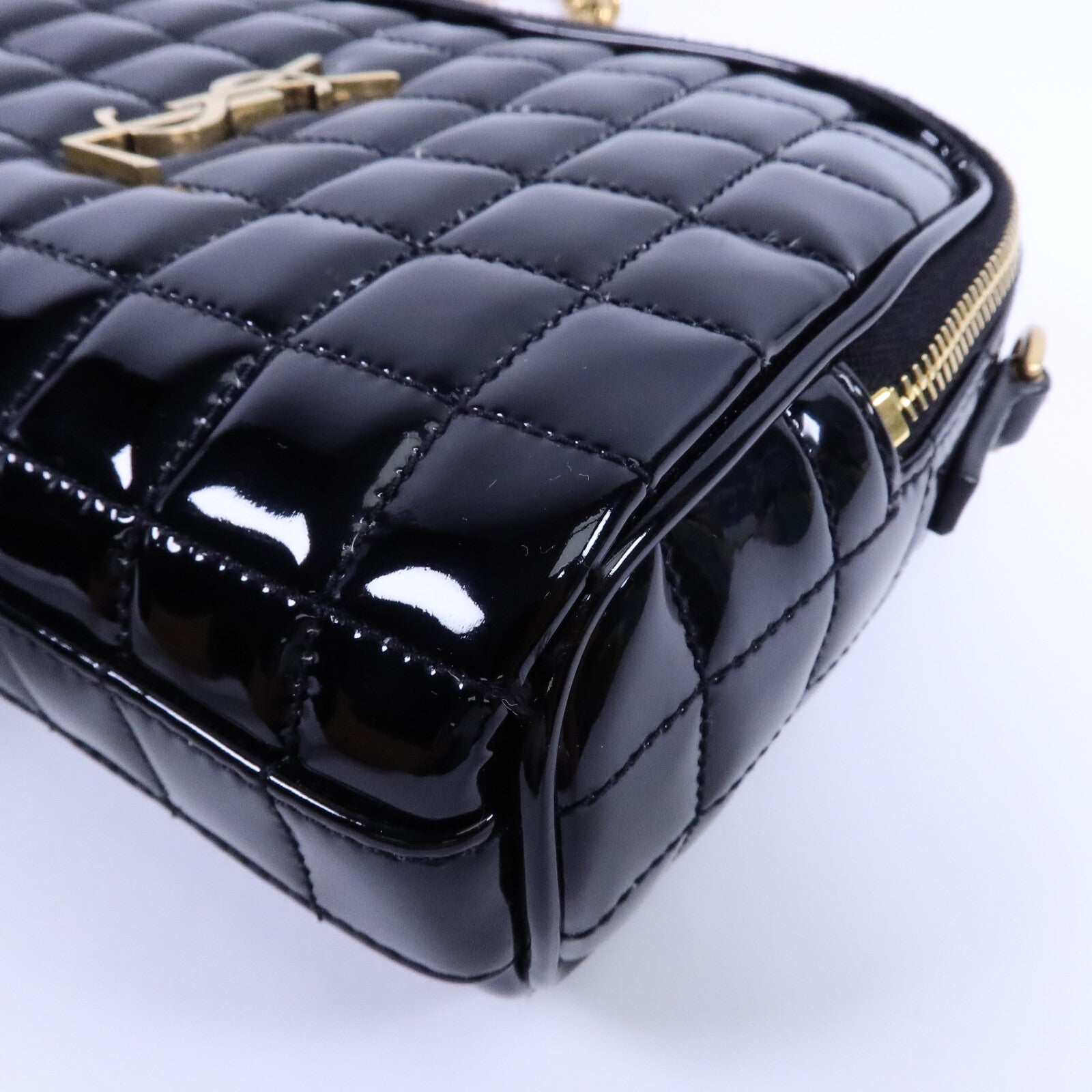 SAINT LAURENT 漆皮皮革Mini Cassandre Camera Bag鏈帶肩背袋
