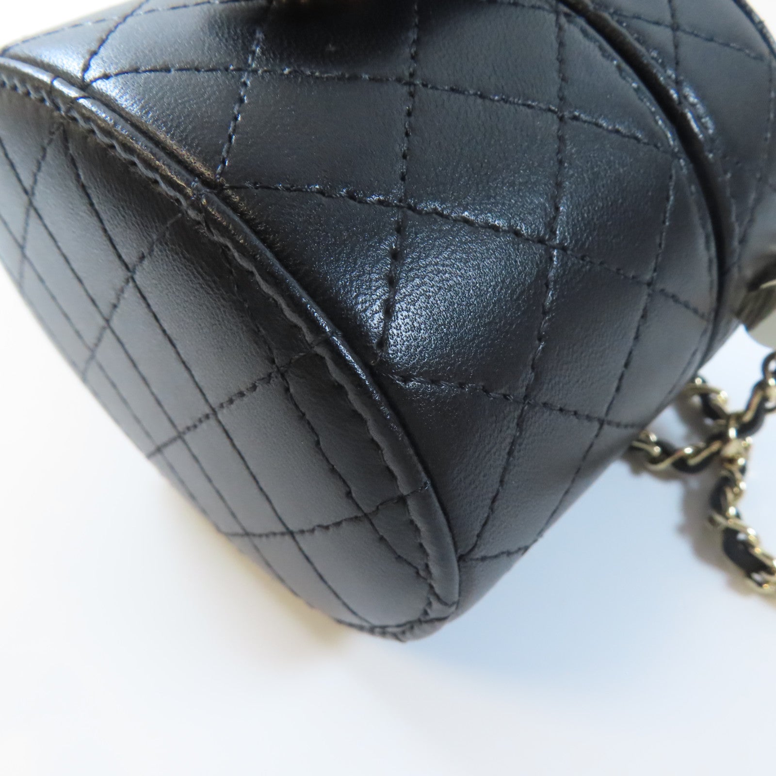 CHANEL 【激減優惠】菱格牛皮皮革Chain Shoulder金扣鏈帶肩背袋黑色