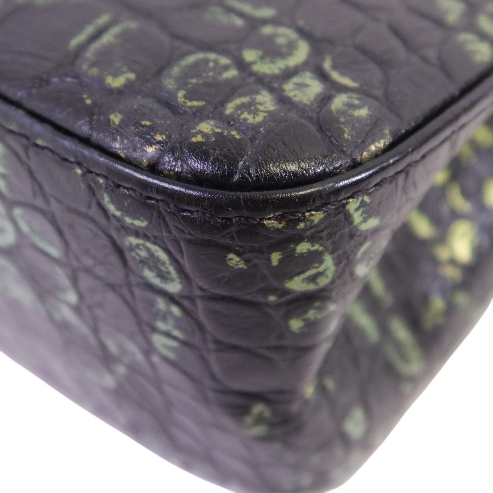 CHANEL 牛皮皮革2.55 Graffiti Reissue金扣鏈帶肩背袋
