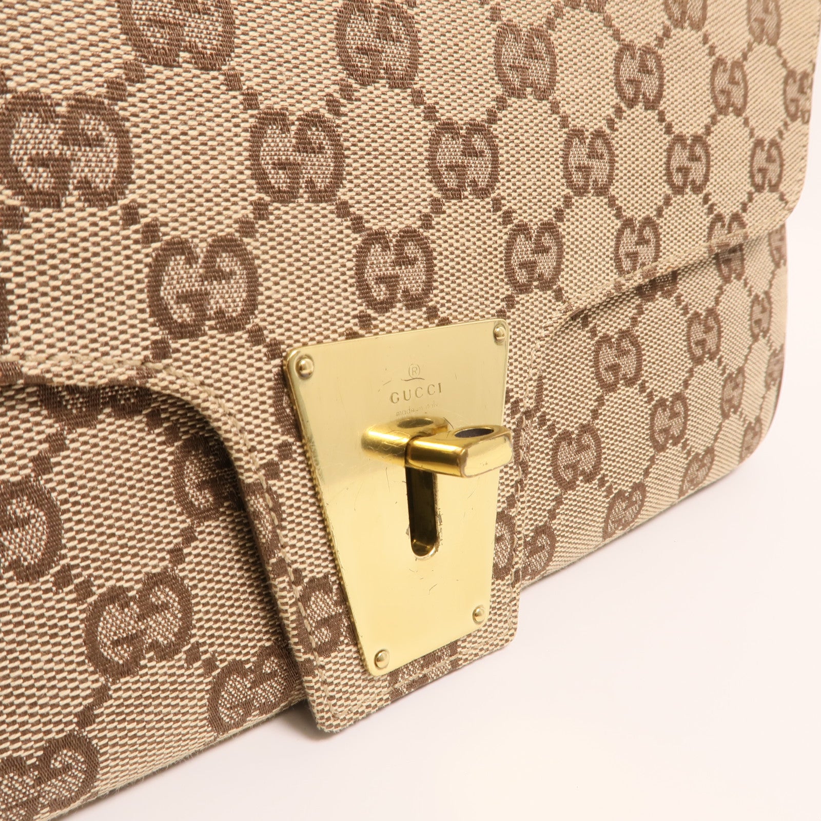 GUCCI 帆布Vintage Bag金扣肩背袋