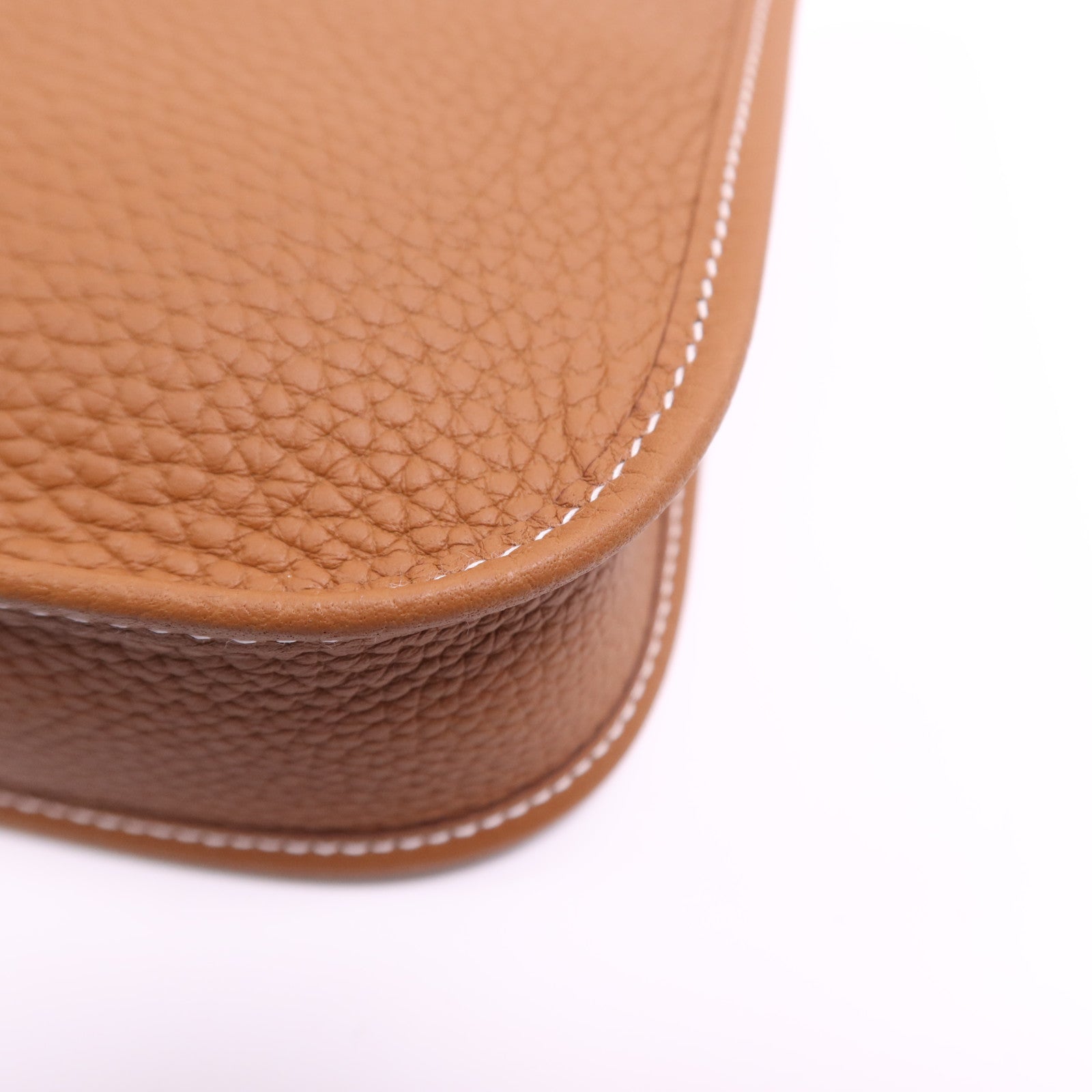 HERMES Clemence皮革Evelyne TPM銀扣肩背袋Gold