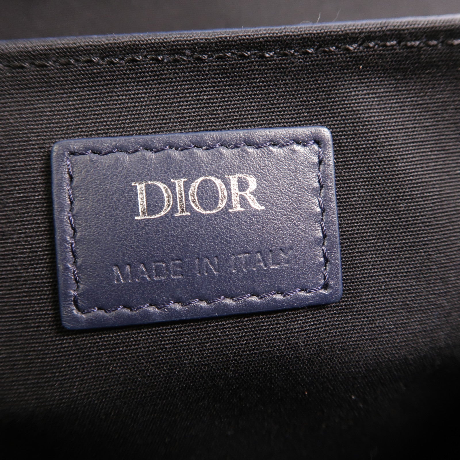 Dior 塗層帆布Hit The Road肩背袋