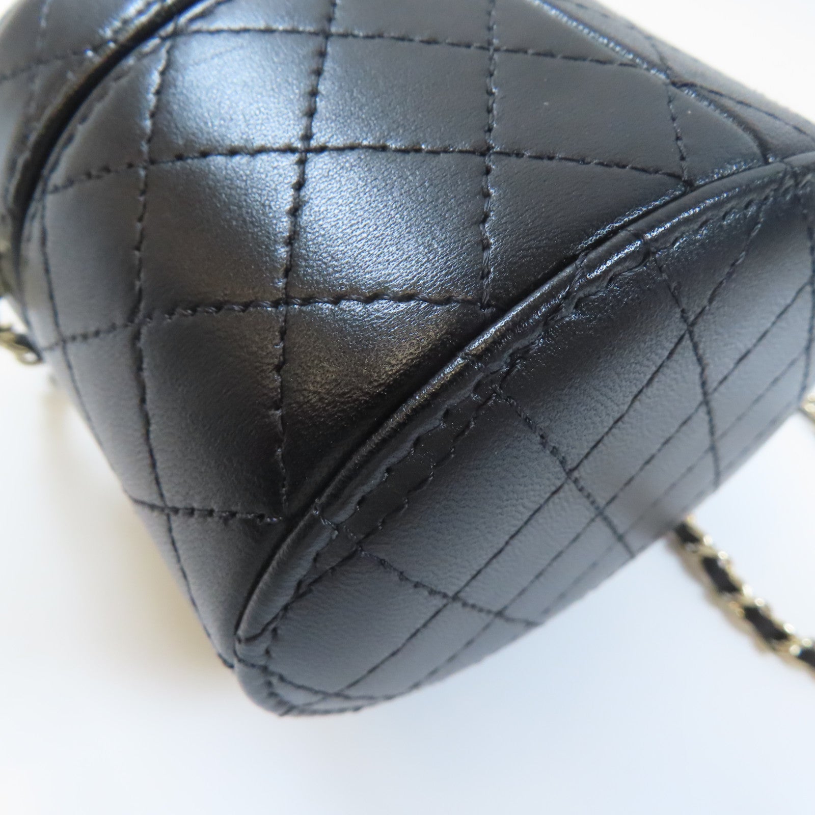 CHANEL 【激減優惠】菱格牛皮皮革Chain Shoulder金扣鏈帶肩背袋黑色