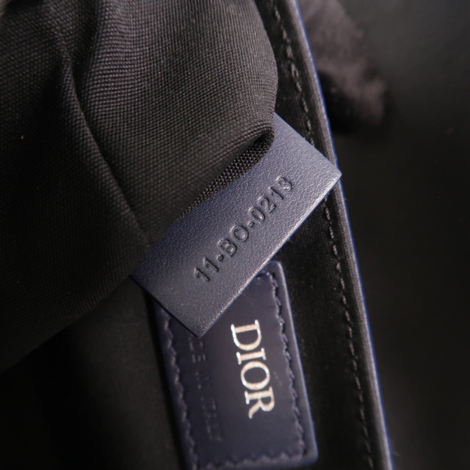 Dior 塗層帆布Hit The Road肩背袋