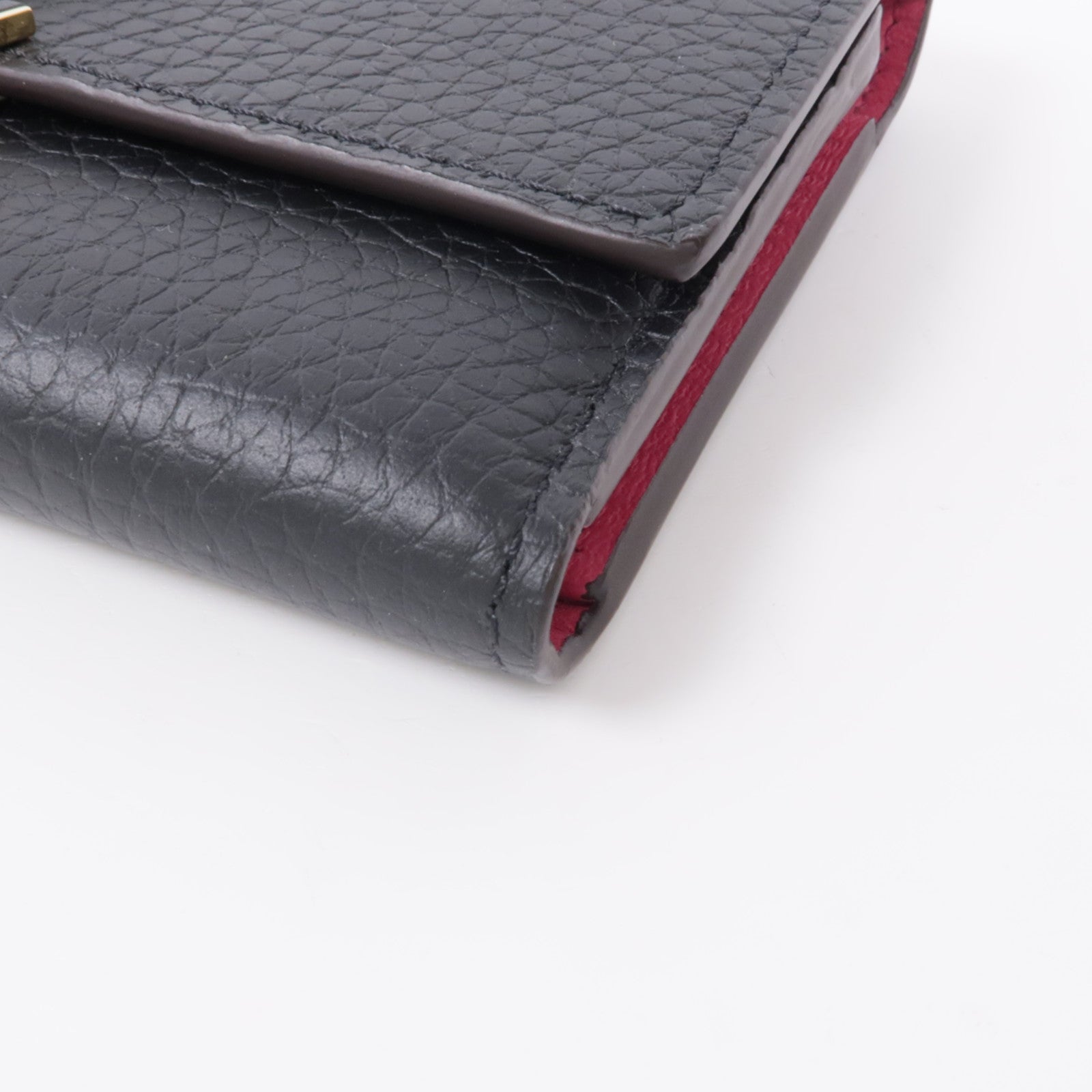 LOUIS VUITTON Taurillon Capucines Compact Wallet錢包
