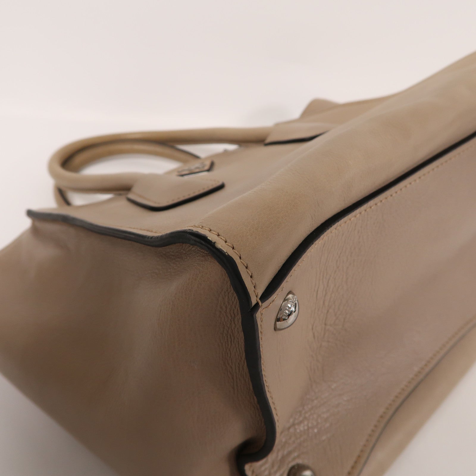 PRADA 牛皮皮革2Way Shoulder銀扣手挽肩背兩用袋
