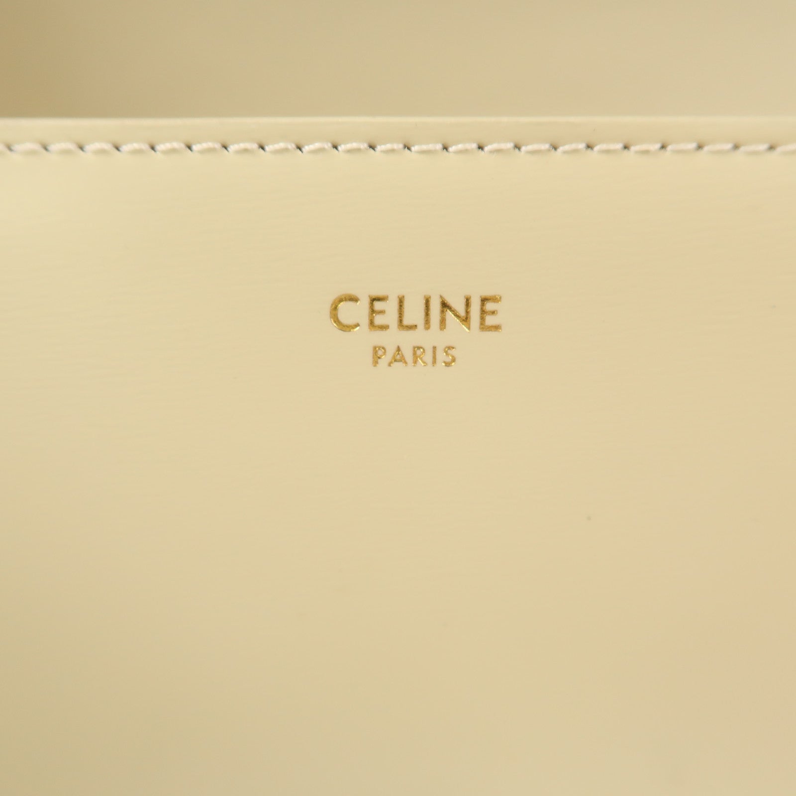CELINE 牛皮皮革Teen Triomphe In Shiny金扣鏈帶肩背袋