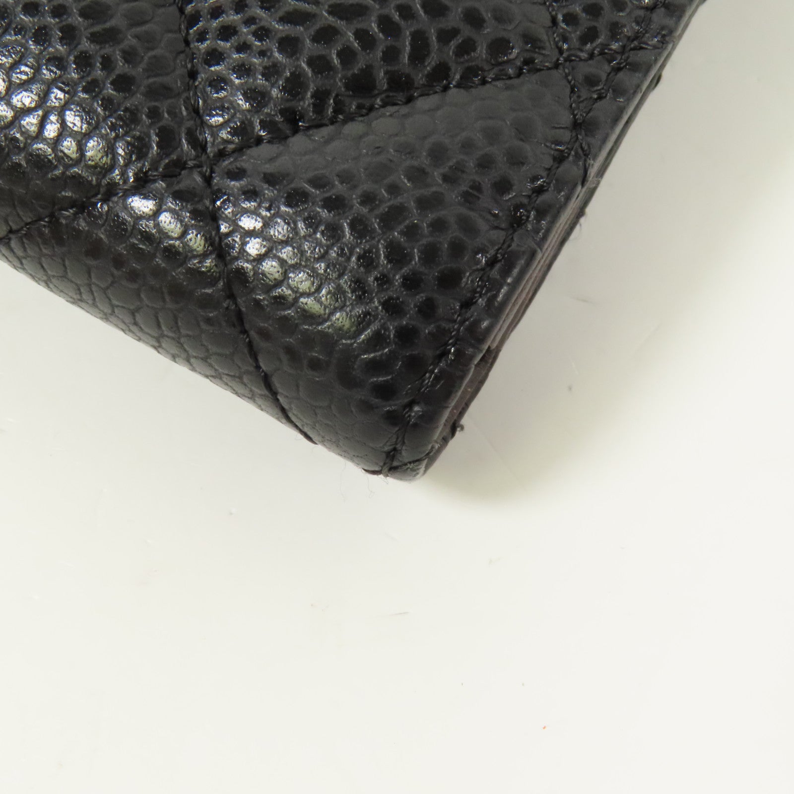 CHANEL 牛皮皮革Fold Wallet金扣錢包