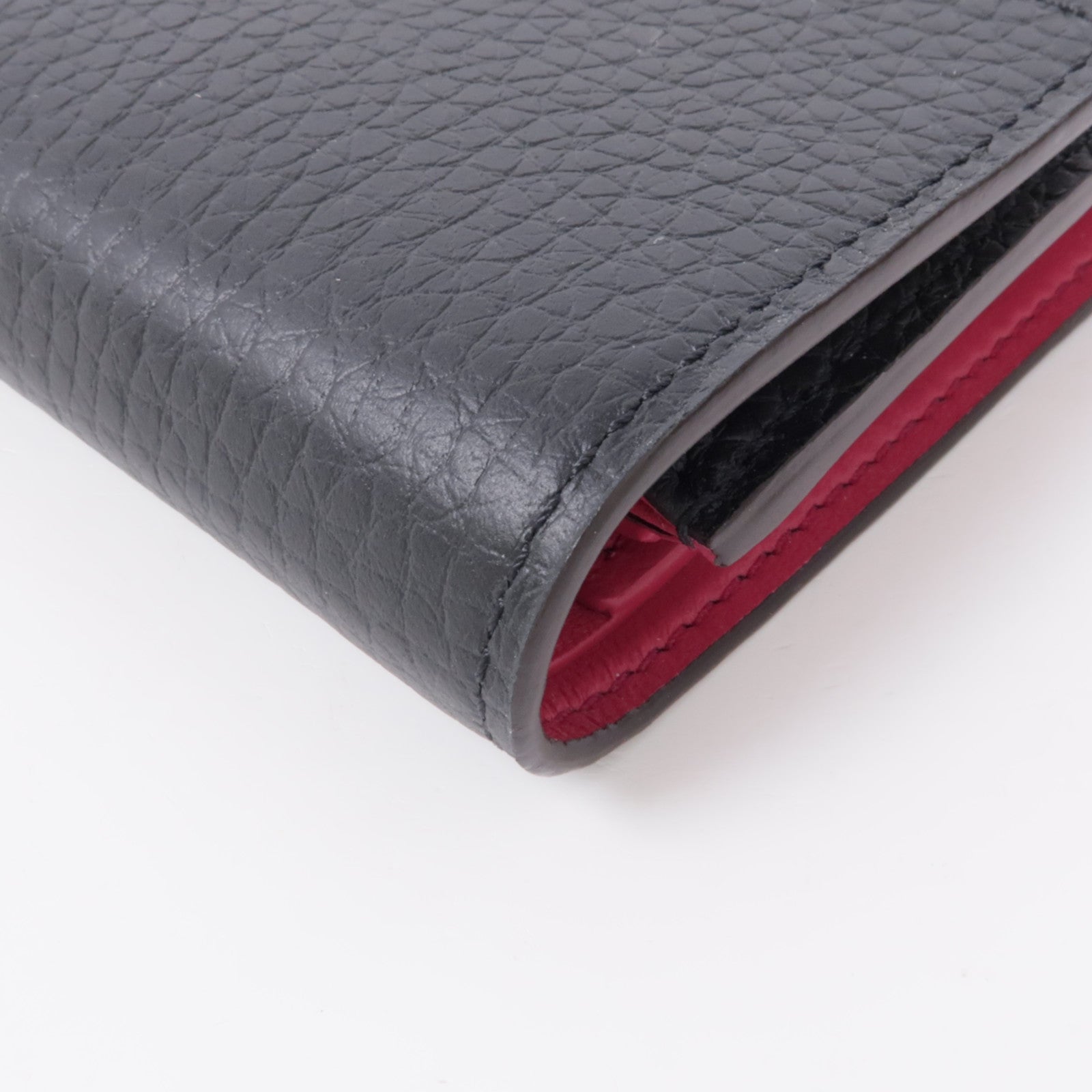 LOUIS VUITTON Taurillon Capucines Compact Wallet錢包