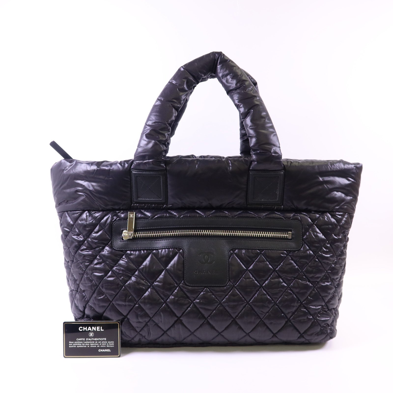 CHANEL 尼龍Coco Cocoon Medium銀扣手挽袋