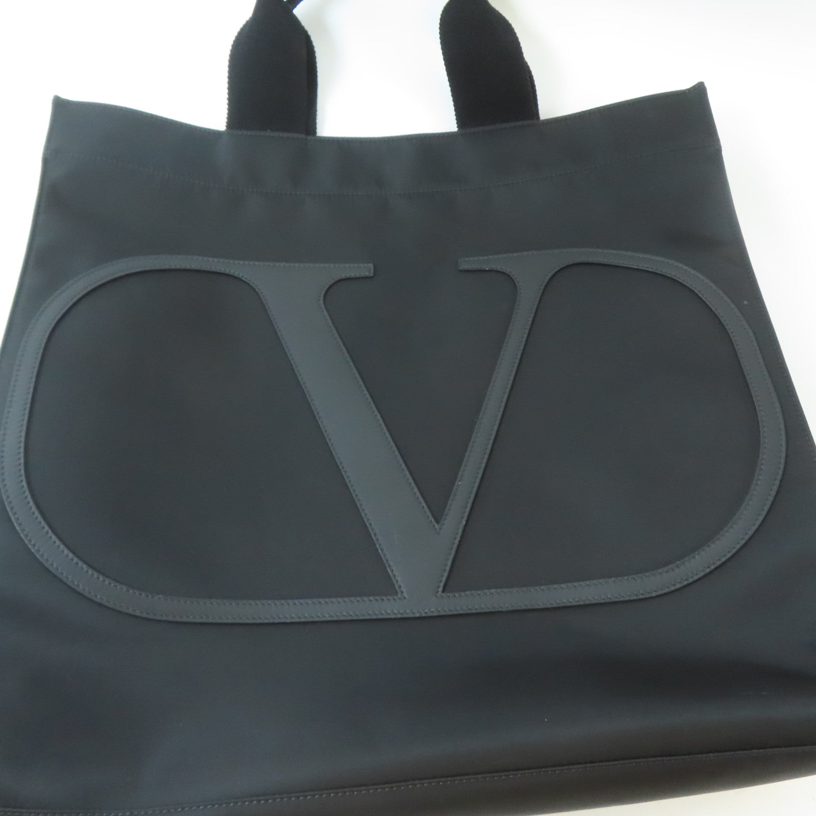 Valentino 【激減優惠】尼龍Hand Bag手挽袋黑色