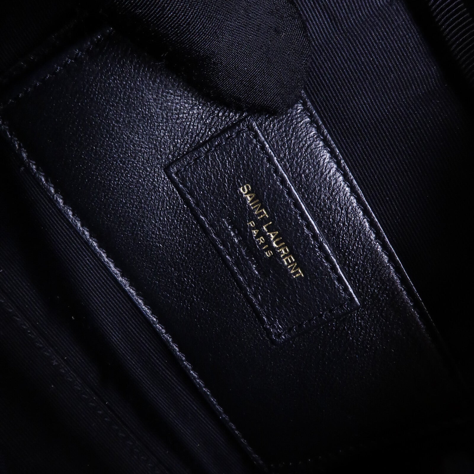 SAINT LAURENT 漆皮皮革Mini Cassandre Camera Bag鏈帶肩背袋