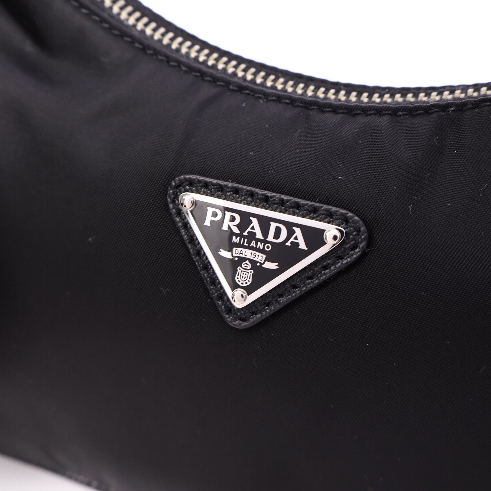 PRADA 尼龍Re-Edition 2005 Mini Bag肩背袋