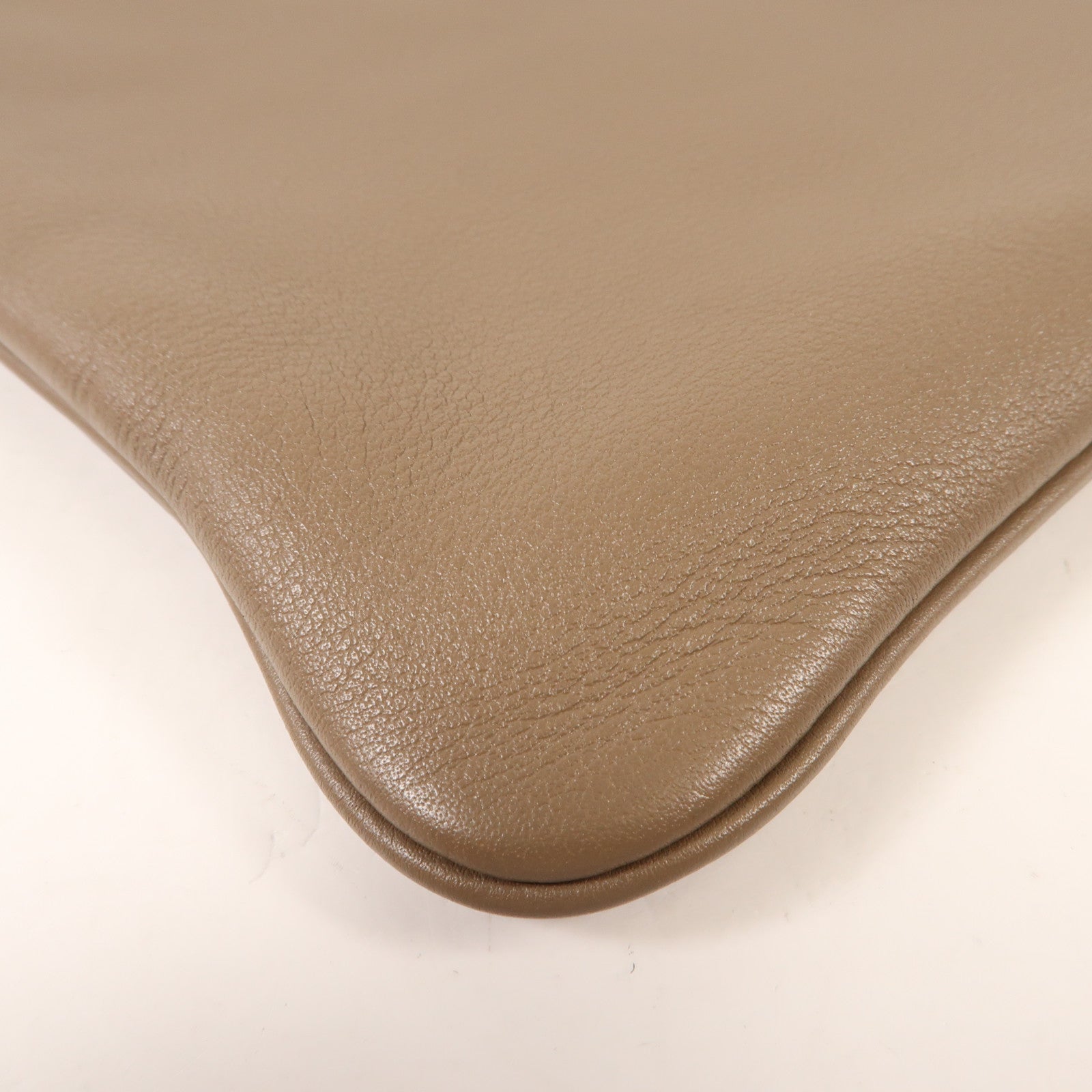 HERMES Swift皮革Aline Mini銀扣肩背袋Etoupe