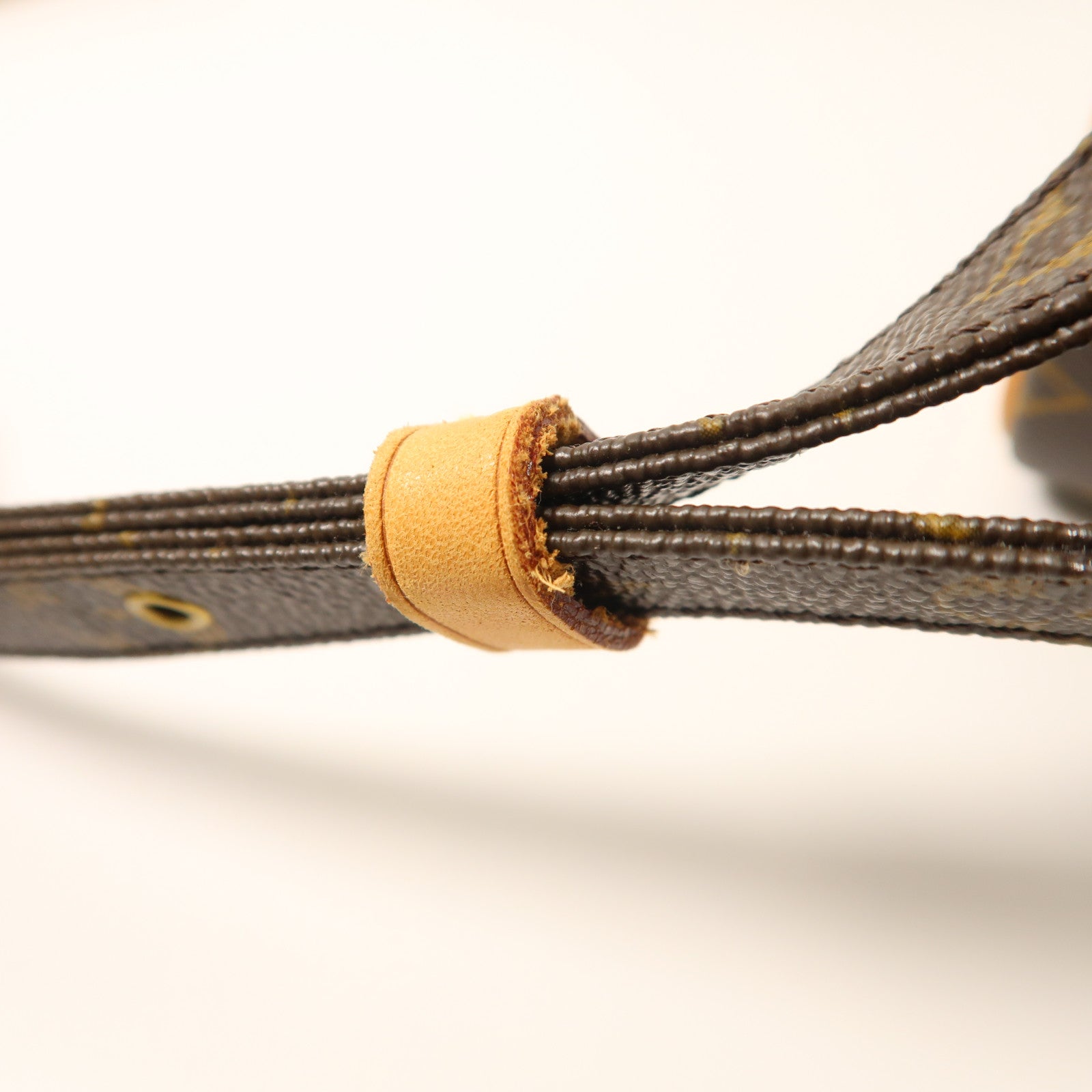 LOUIS VUITTON Monogram Nile金扣肩背袋