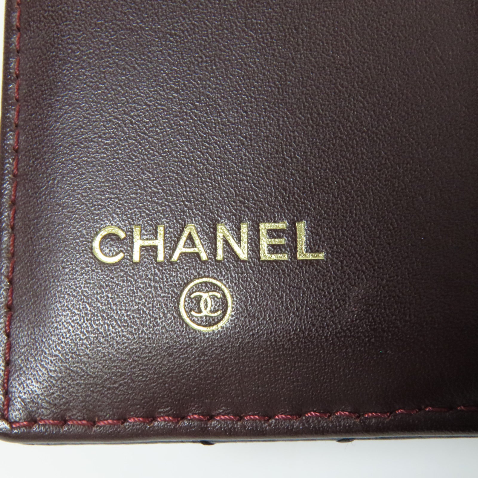 CHANEL 牛皮皮革Fold Wallet金扣錢包