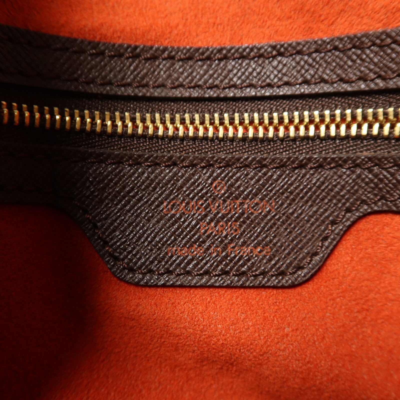 LOUIS VUITTON Damier Marais金扣肩背袋