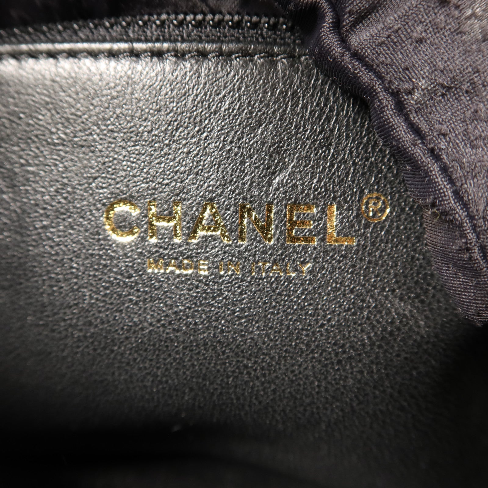 CHANEL 牛皮皮革CC Filigree Flap Bag鏈帶肩背袋