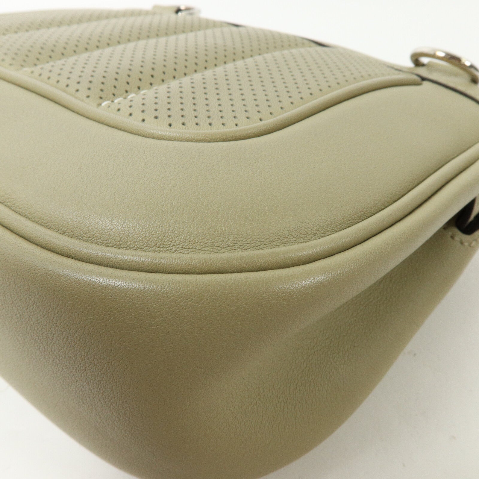 HERMES Swift皮革Berline Mini肩背袋Sauge