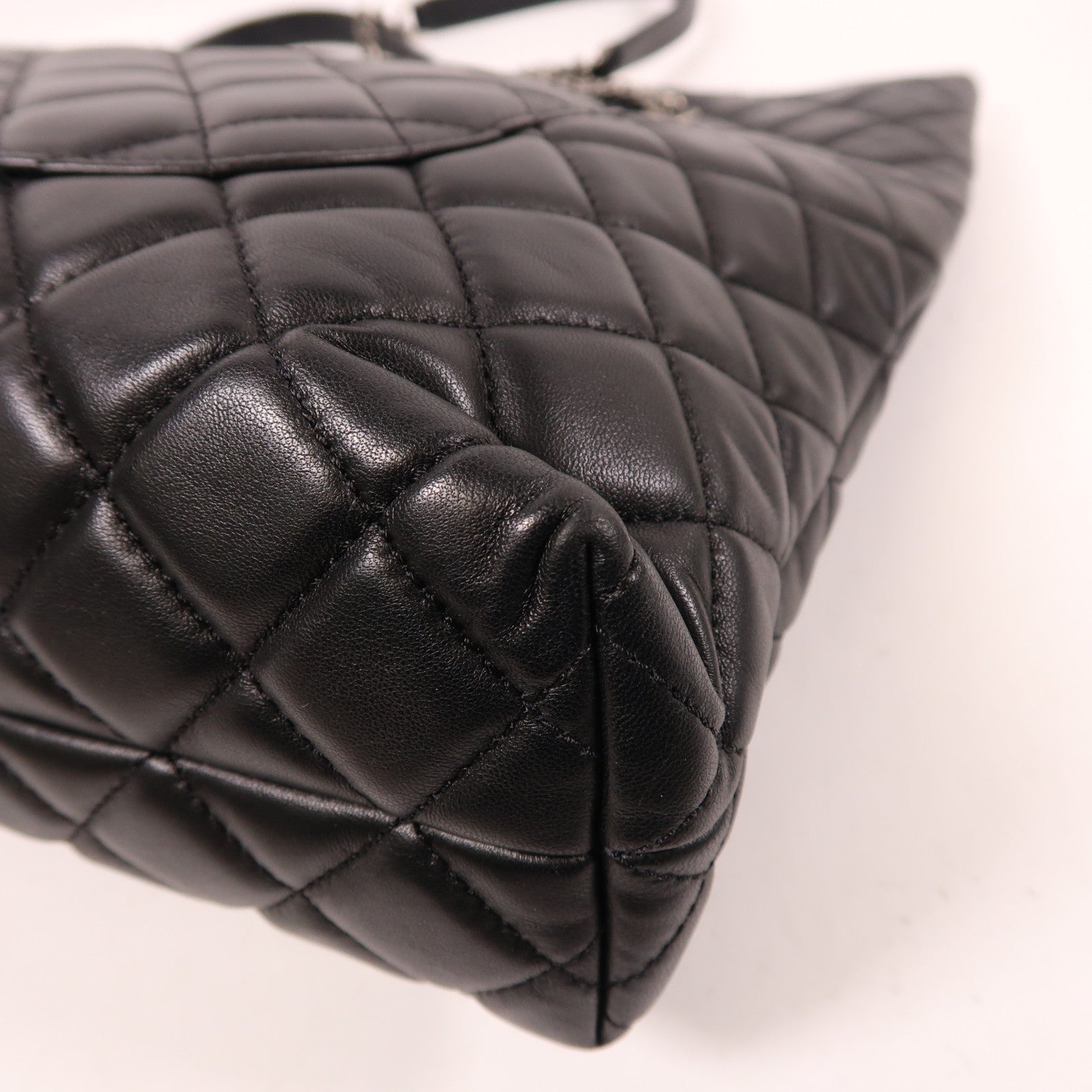 CHANEL 牛皮皮革Tote Bag鏈帶肩背袋