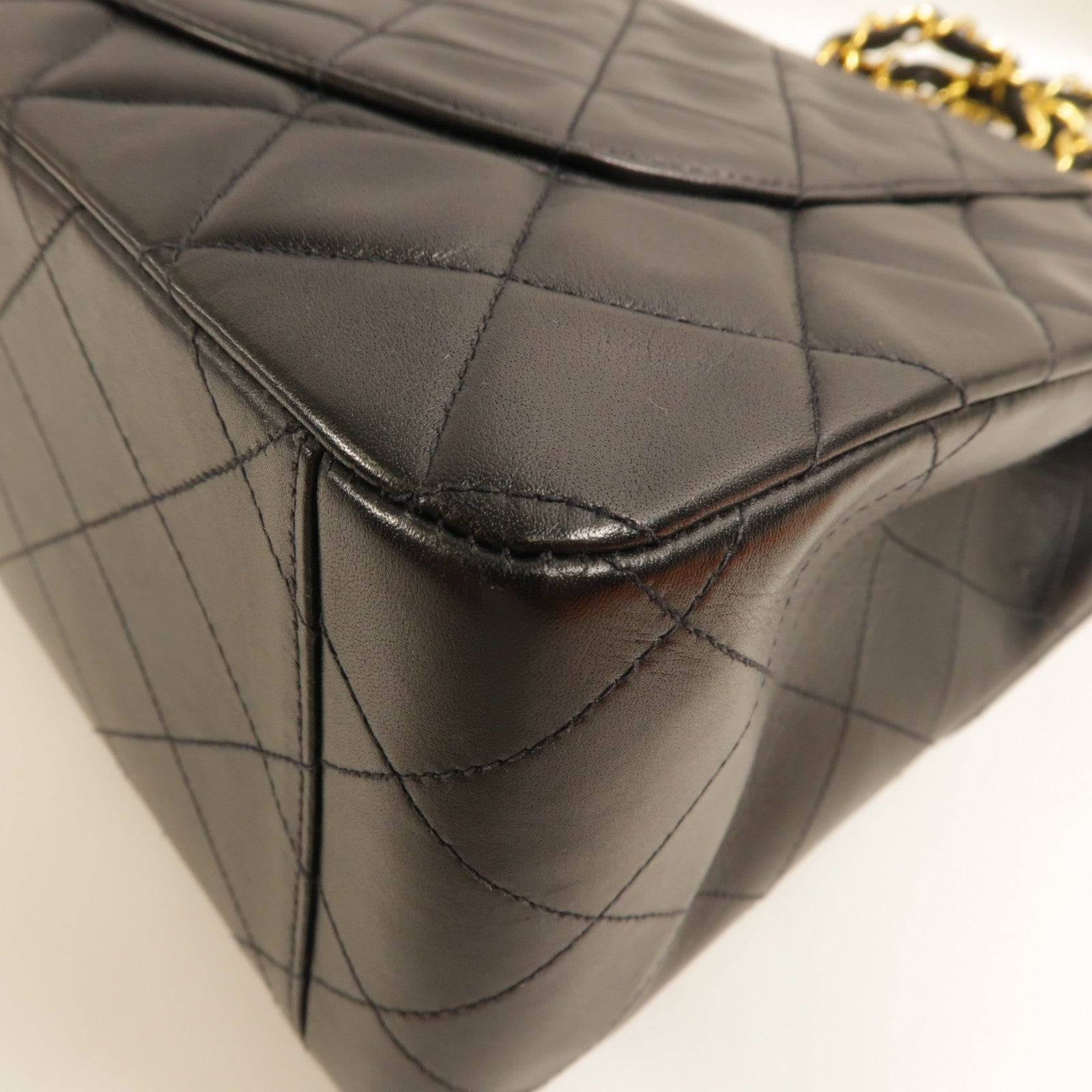 CHANEL 牛皮皮革Vintage Chain Shoulder金扣肩背袋