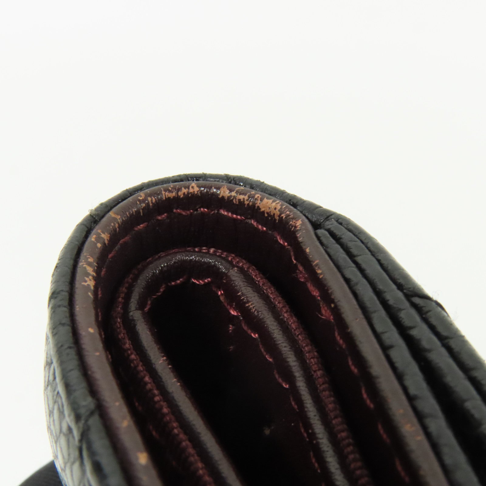 CHANEL 牛皮皮革Fold Wallet金扣錢包