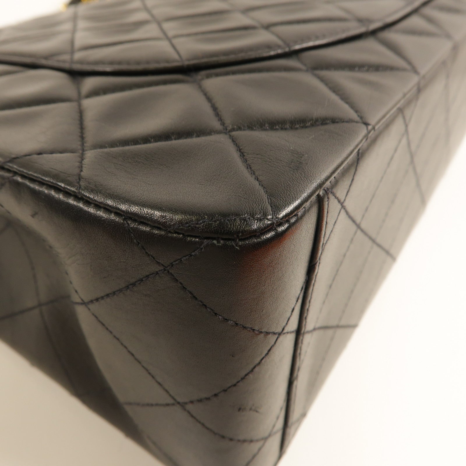 CHANEL 牛皮皮革Vintage Chain Shoulder金扣肩背袋