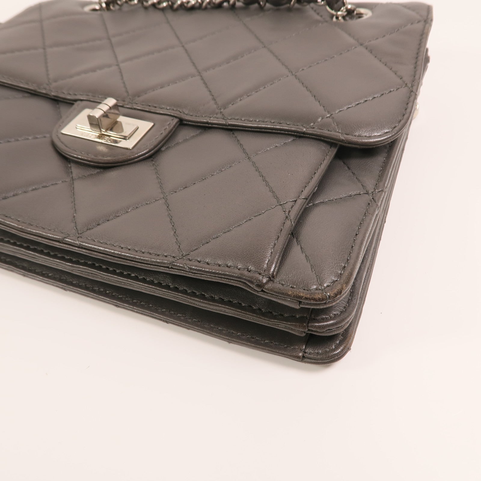 CHANEL 【激減優惠】羊皮皮革Chain Shoulder銀扣鏈帶肩背袋