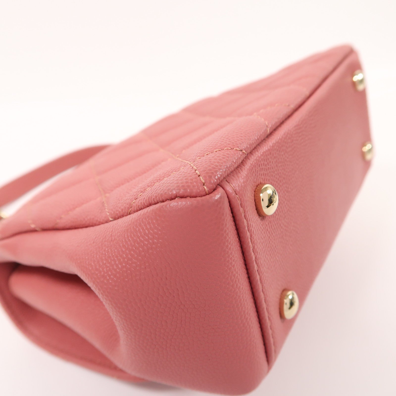 CHANEL 牛皮皮革Affinity Bag金扣手挽肩背兩用袋