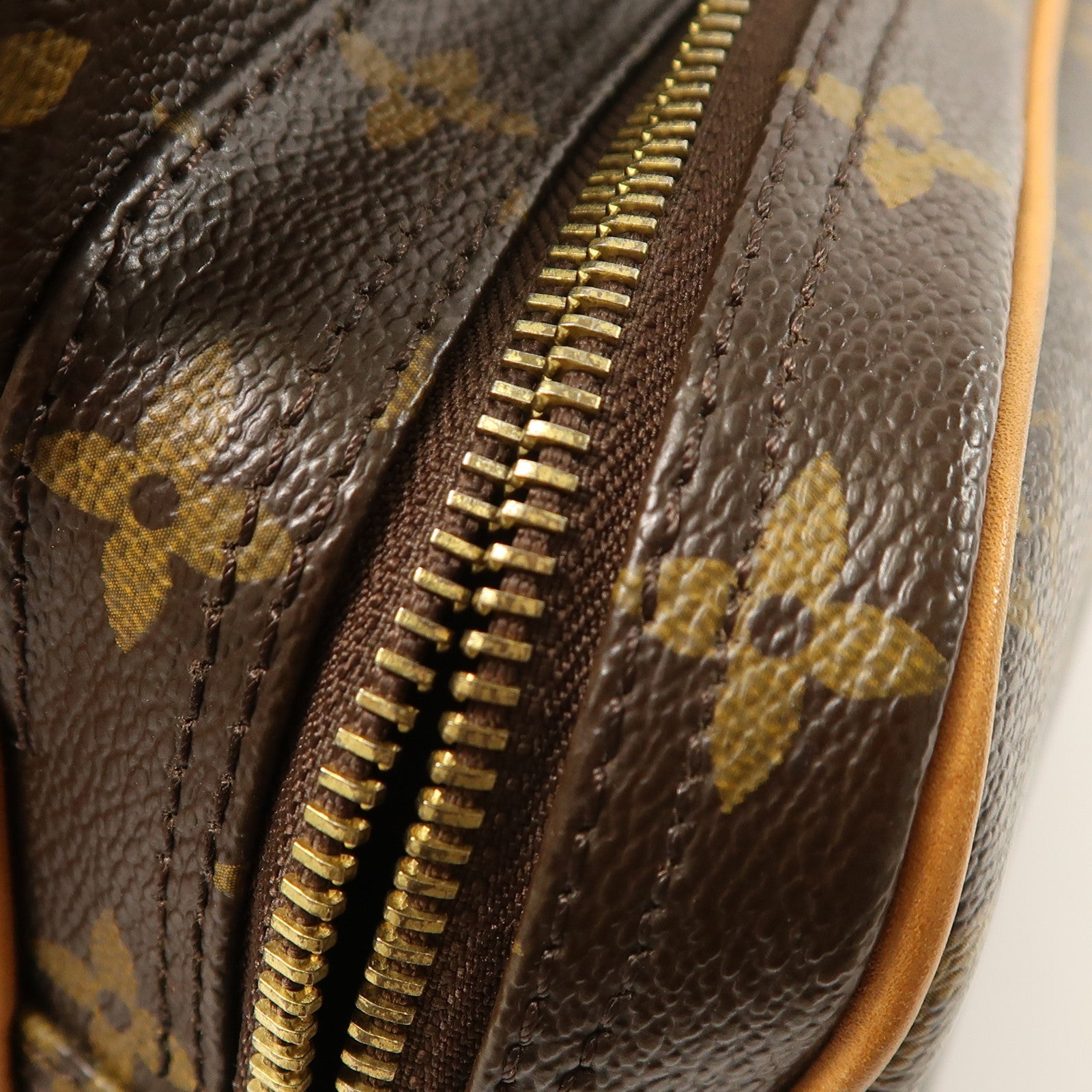 LOUIS VUITTON Monogram Nile金扣肩背袋