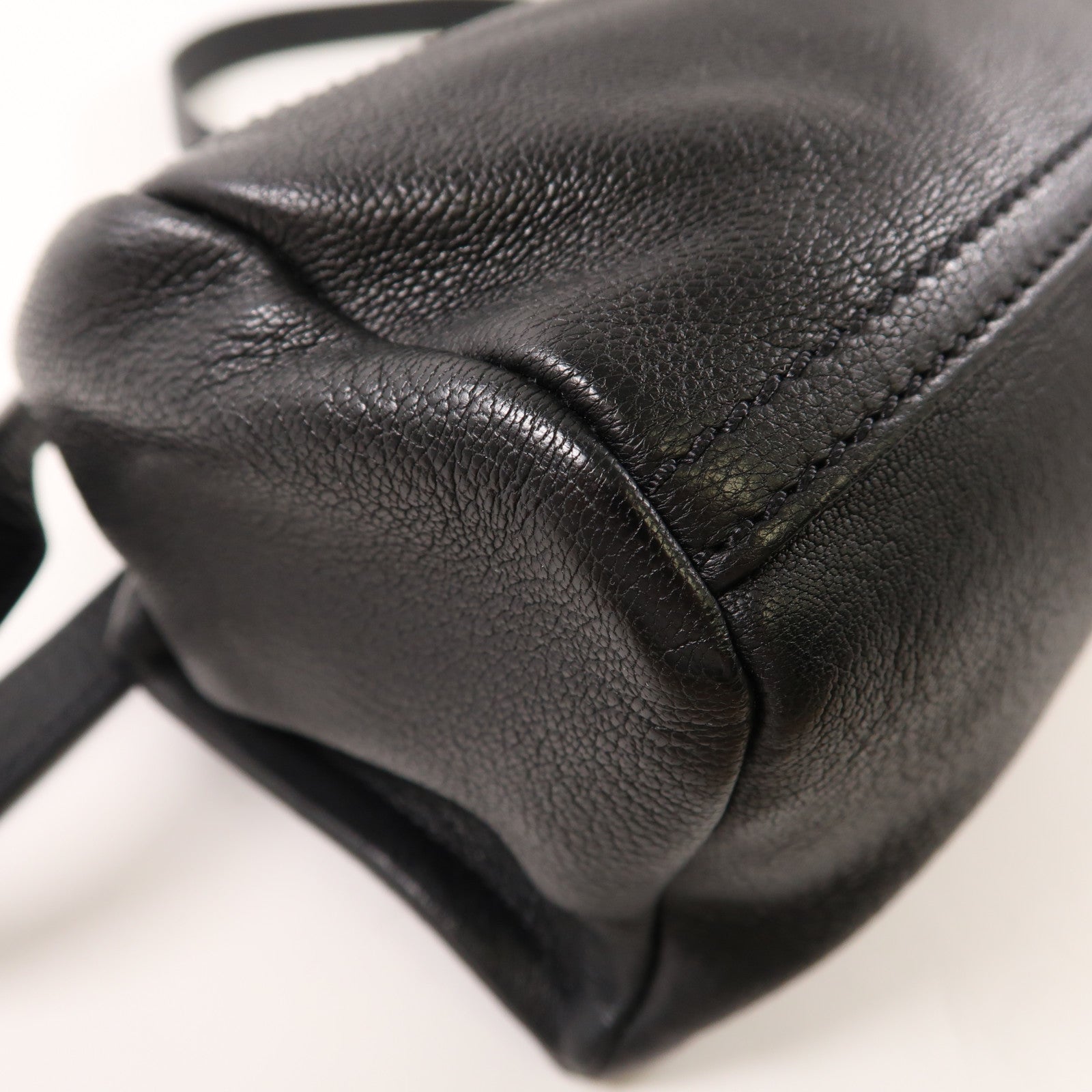 GIVENCHY 牛皮皮革Pandora Shoulder Bag銀扣肩背袋黑色