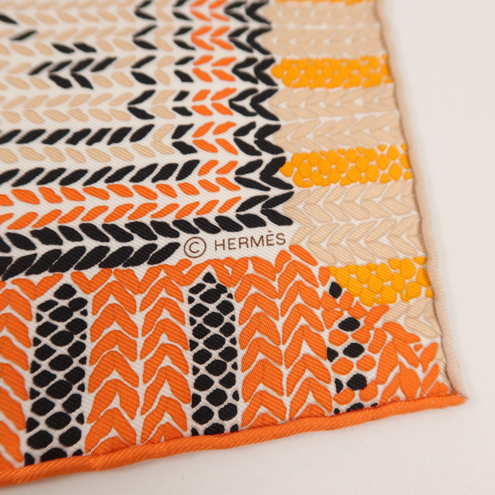 HERMES 絲質Scarf 90X90絲巾