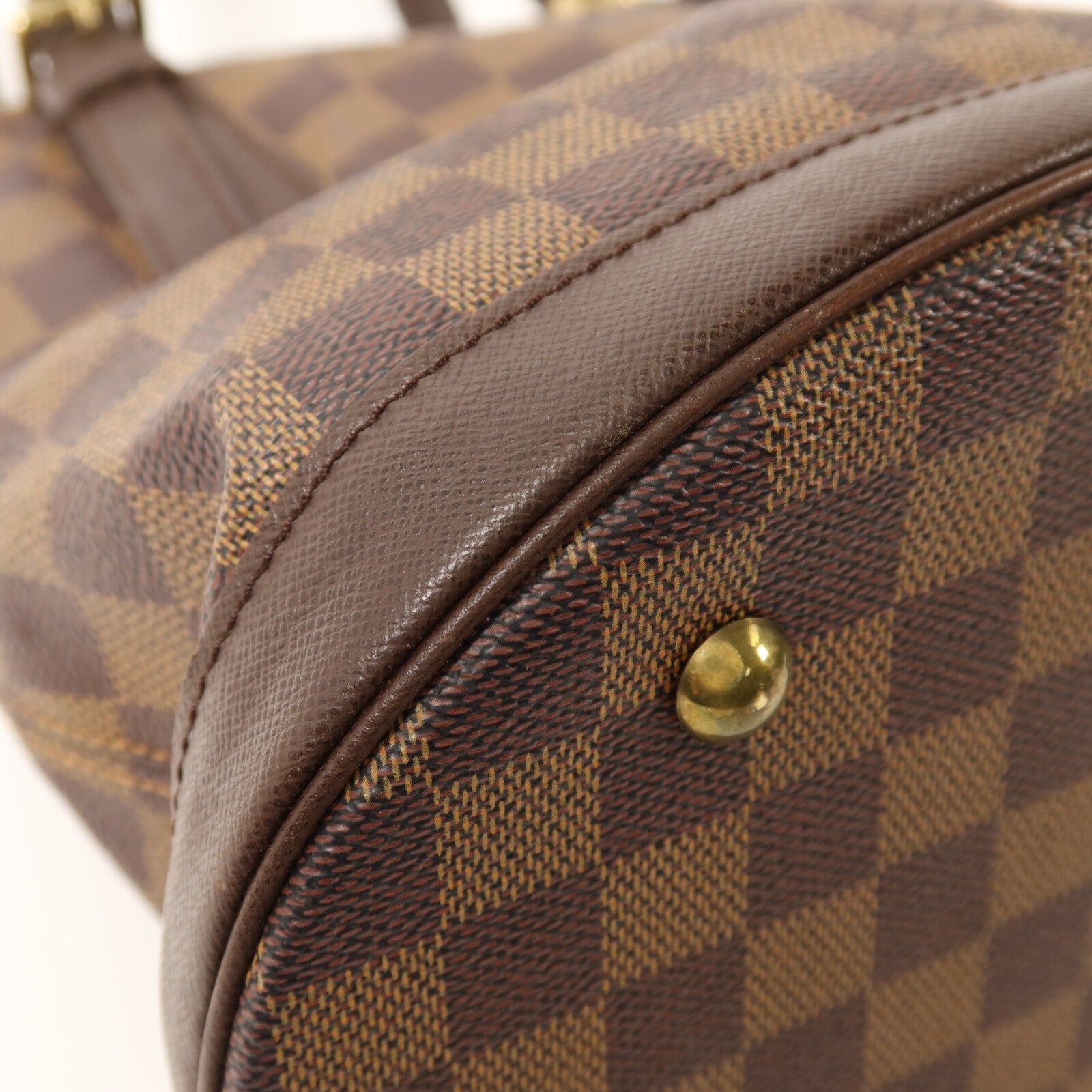 LOUIS VUITTON Damier Marais金扣肩背袋