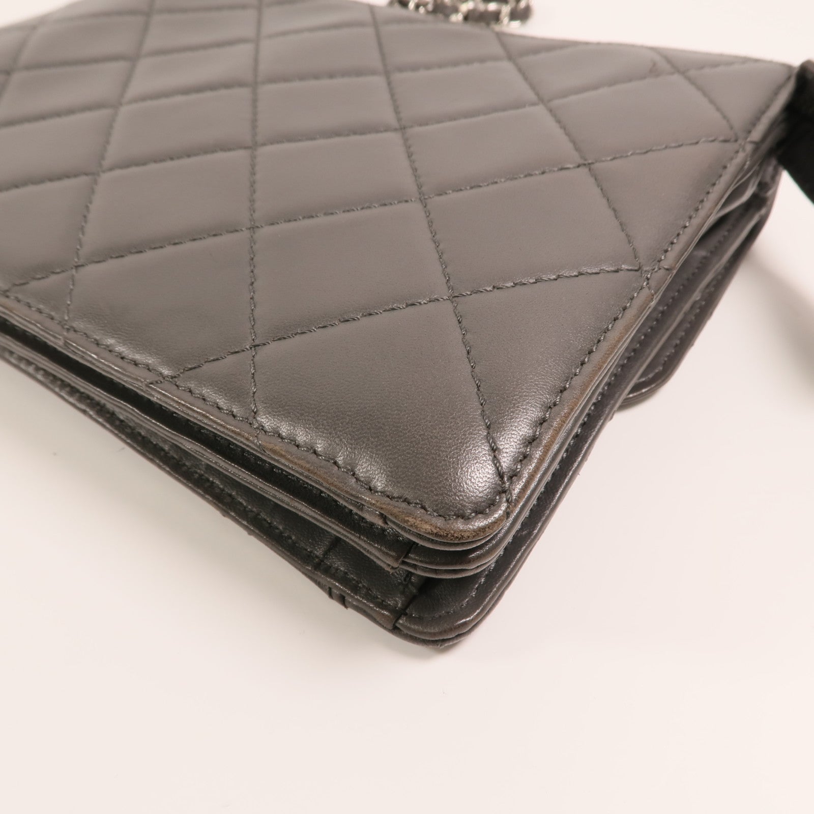 CHANEL 【激減優惠】羊皮皮革Chain Shoulder銀扣鏈帶肩背袋