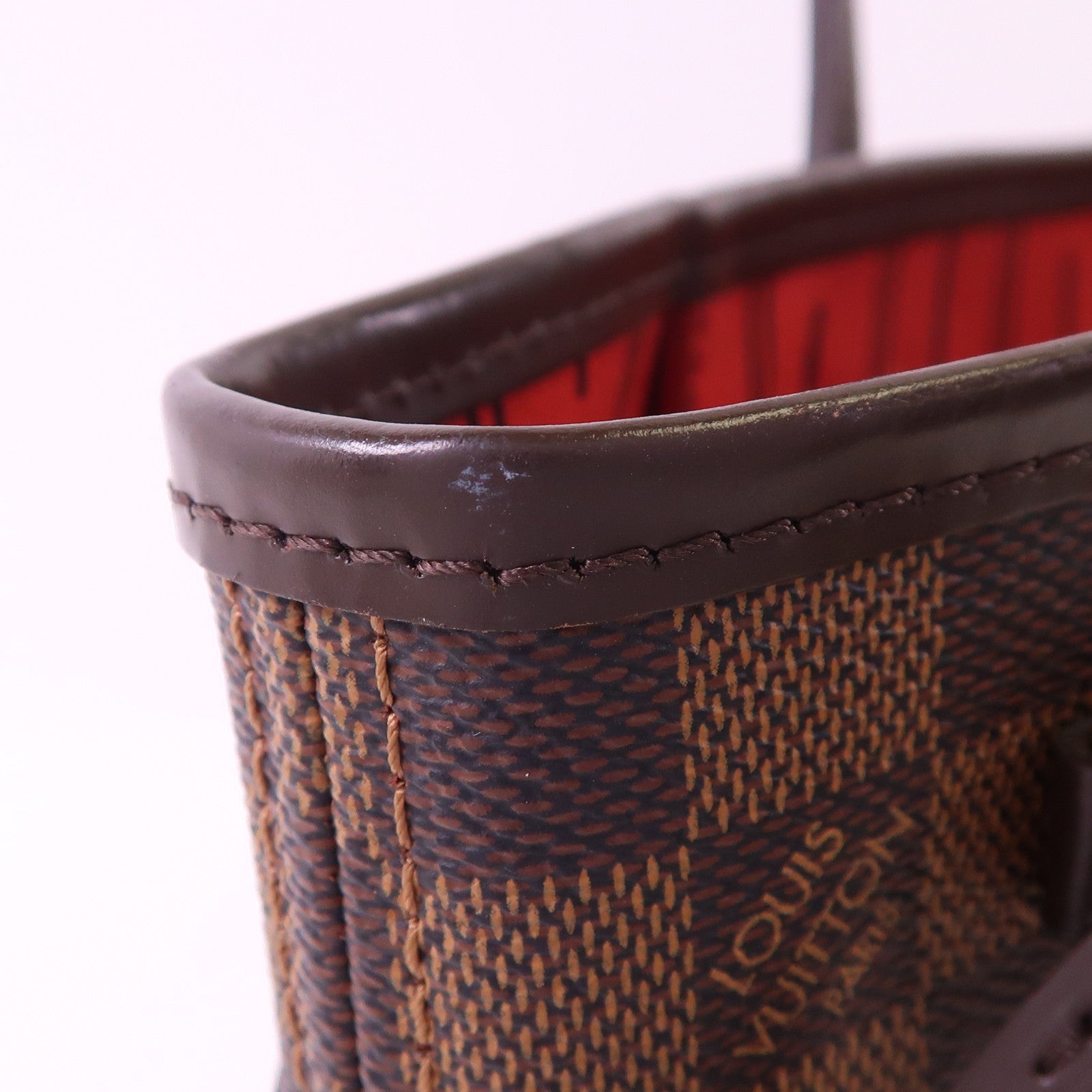 LOUIS VUITTON Damier Neverfull PM金扣手挽袋