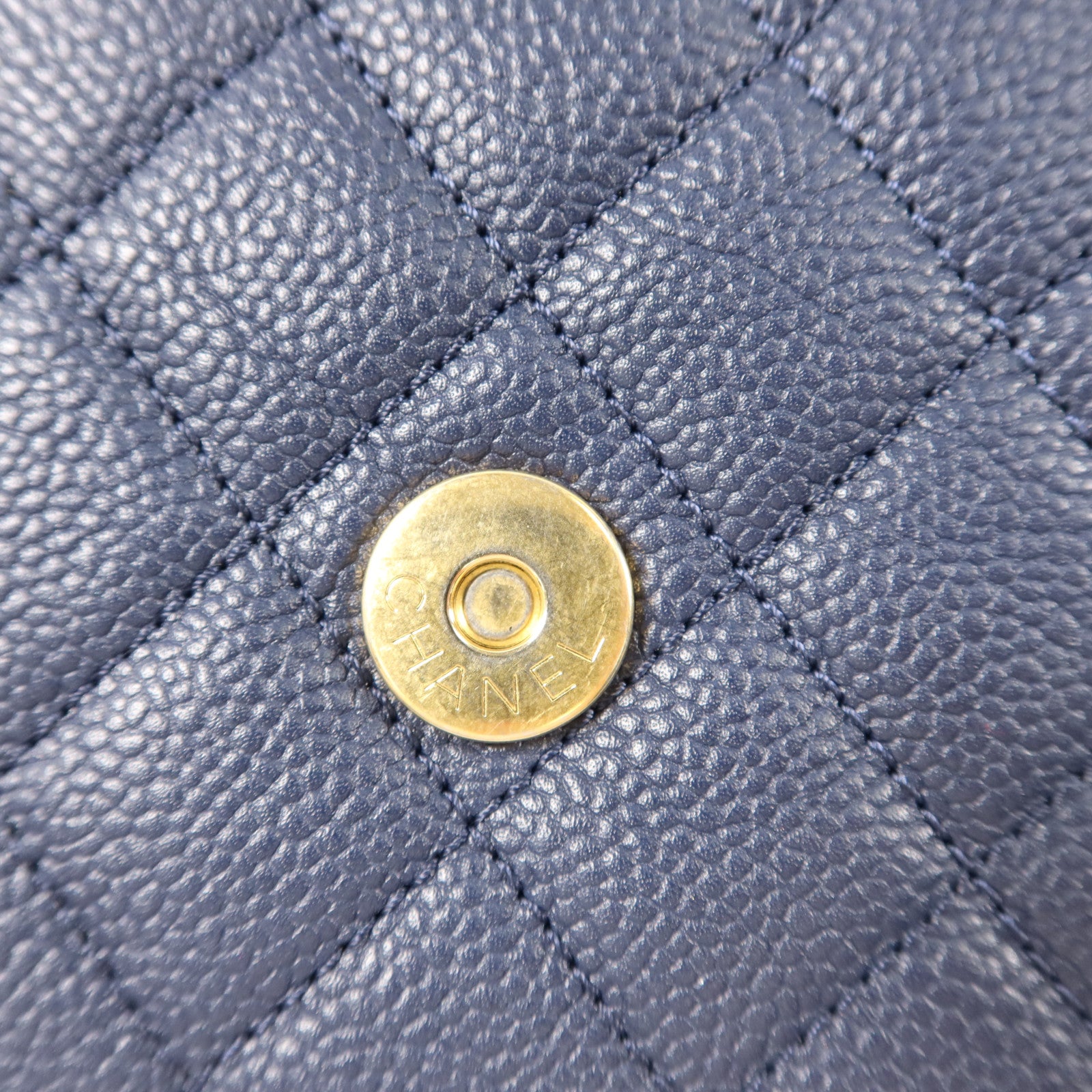 CHANEL 牛皮皮革CC Filigree Flap Bag鏈帶肩背袋